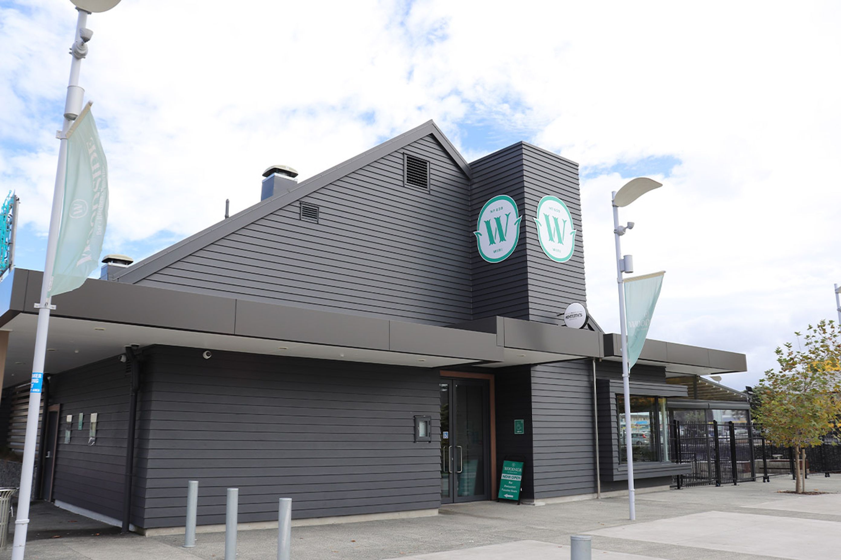 Wiri Tavern