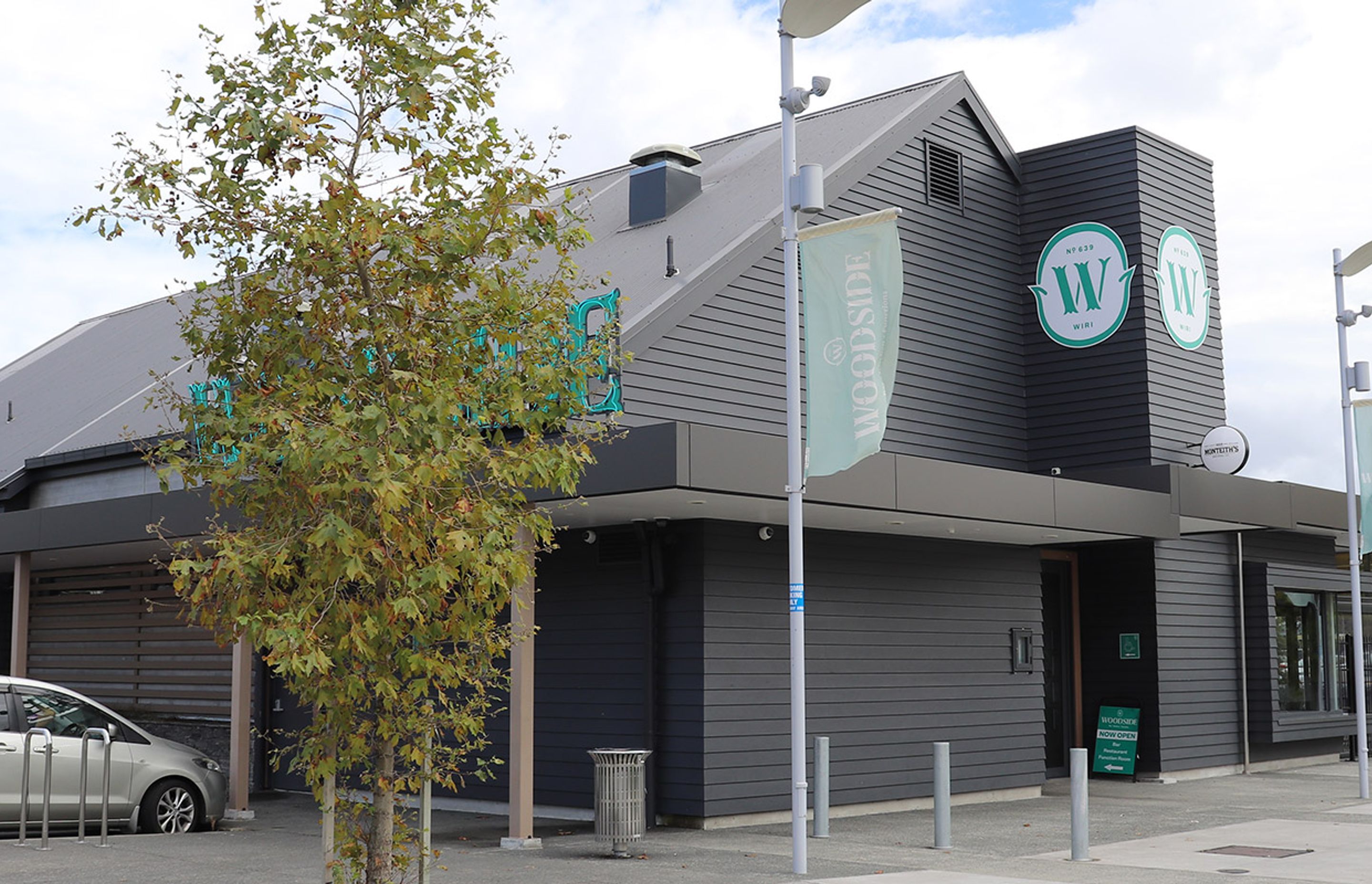 Wiri Tavern