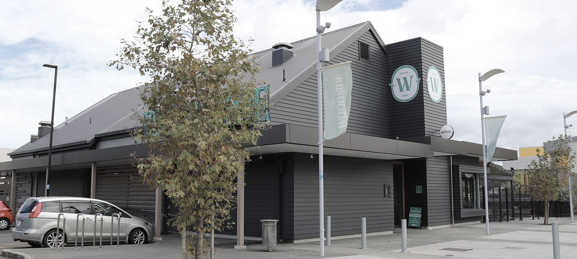 Wiri Tavern banner