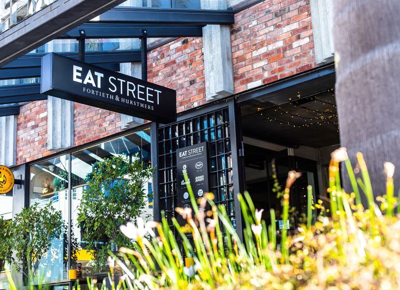 Fortieth & Hurstmere, Takapuna