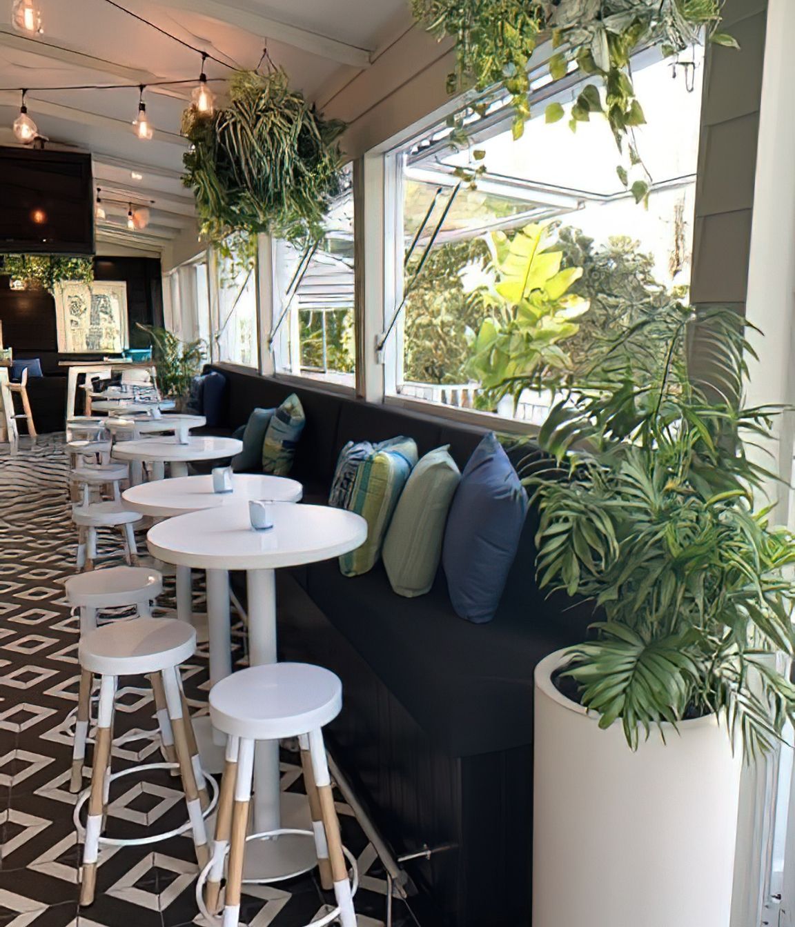 The Cav Verandah
