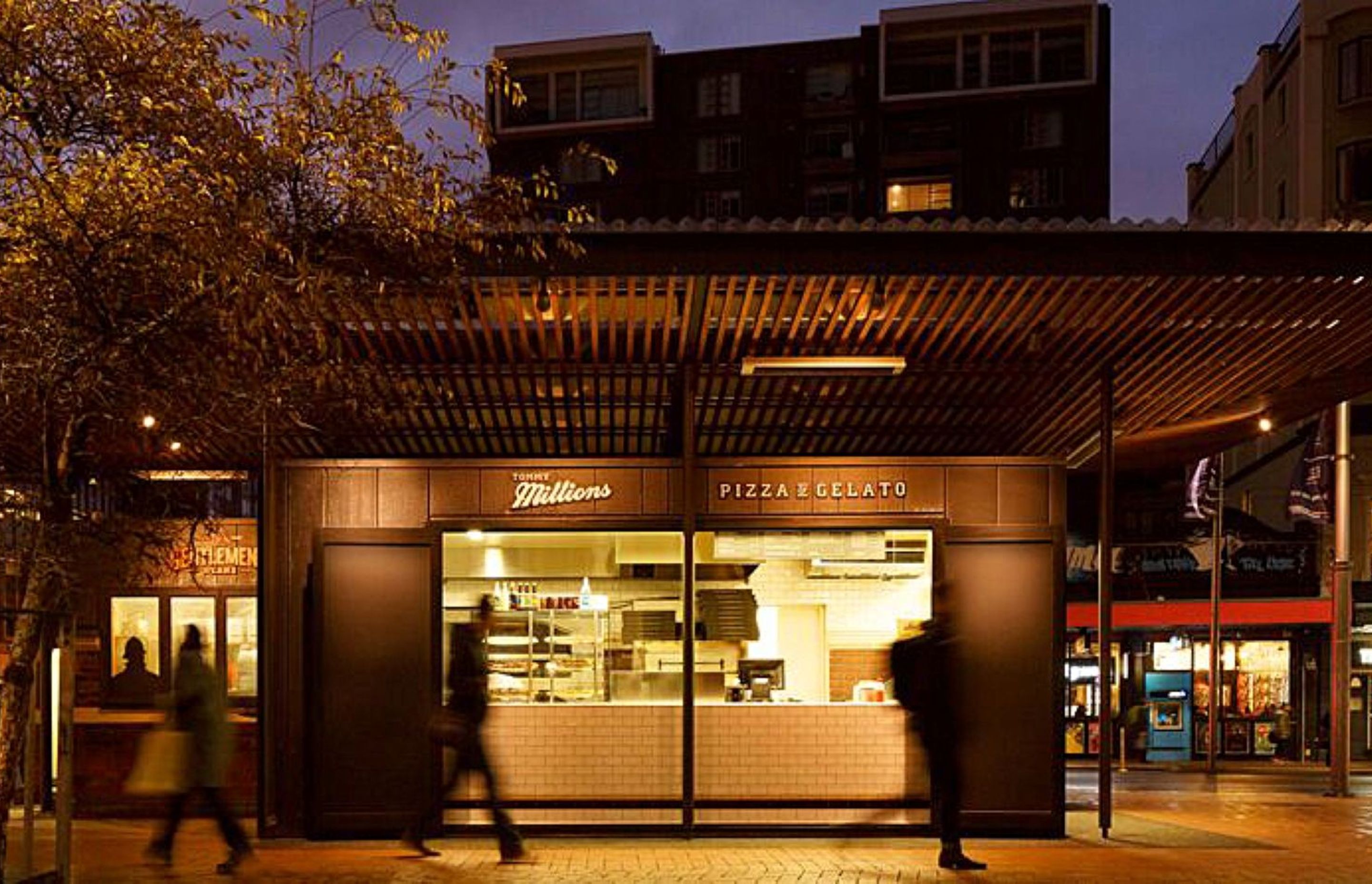 comtaranakistreetkiosk2.jpg
