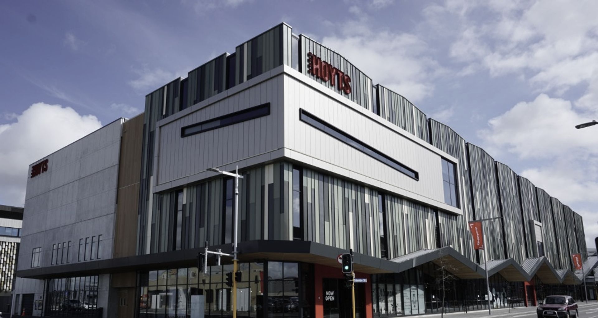 Hoyts, Christchurch banner