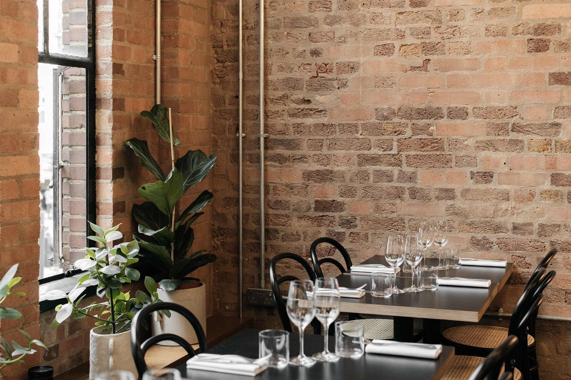 florrestaurant02.jpg