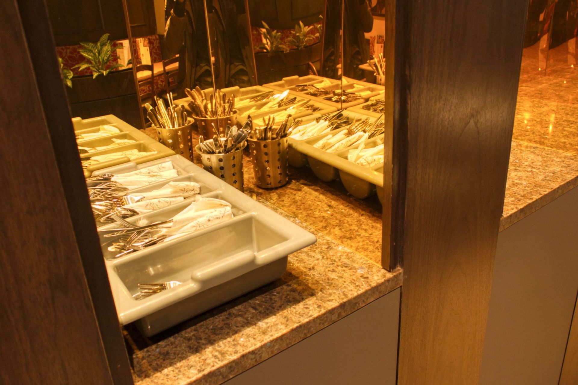 Shingle Inn, Glenfield Mall