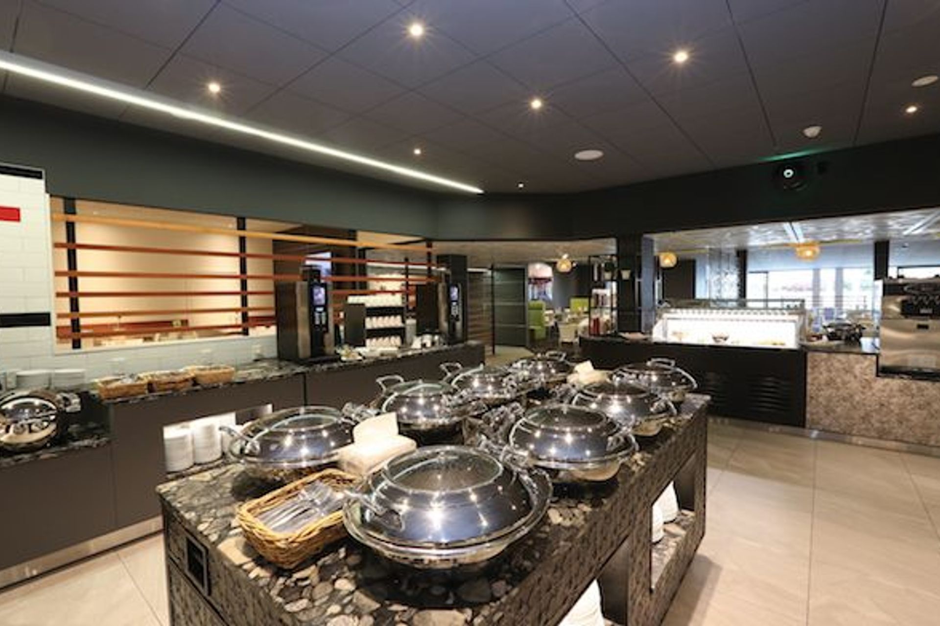 Marbles Restaurant - The Devon Hotel