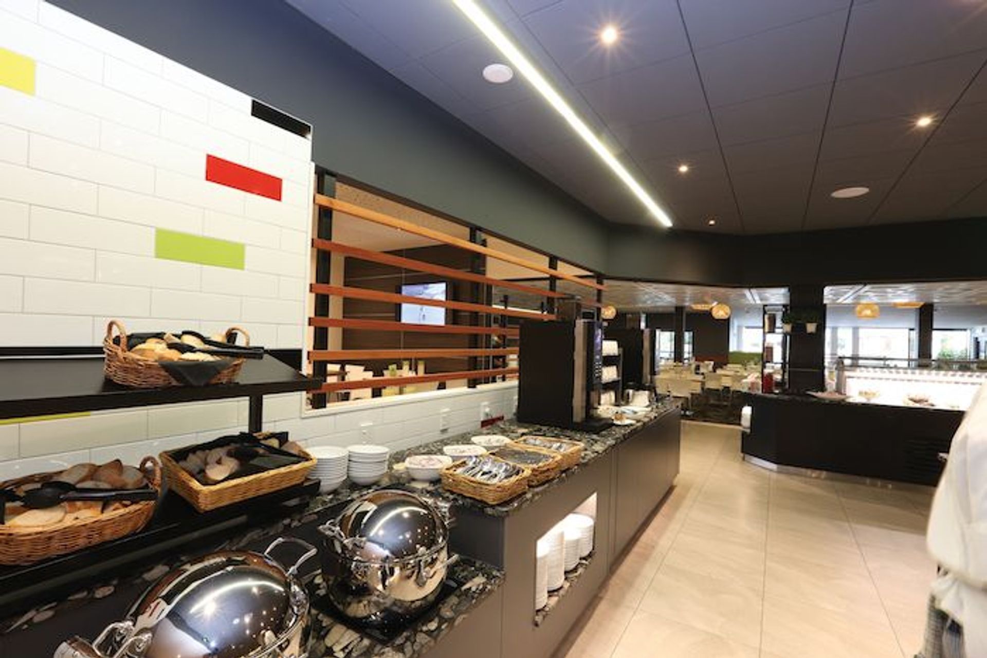 Marbles Restaurant - The Devon Hotel