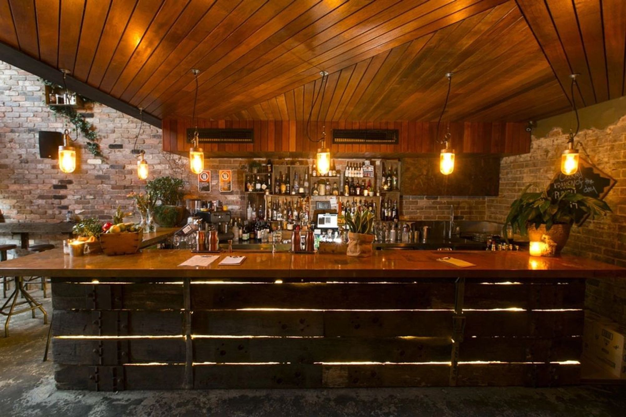 Donny's Bar