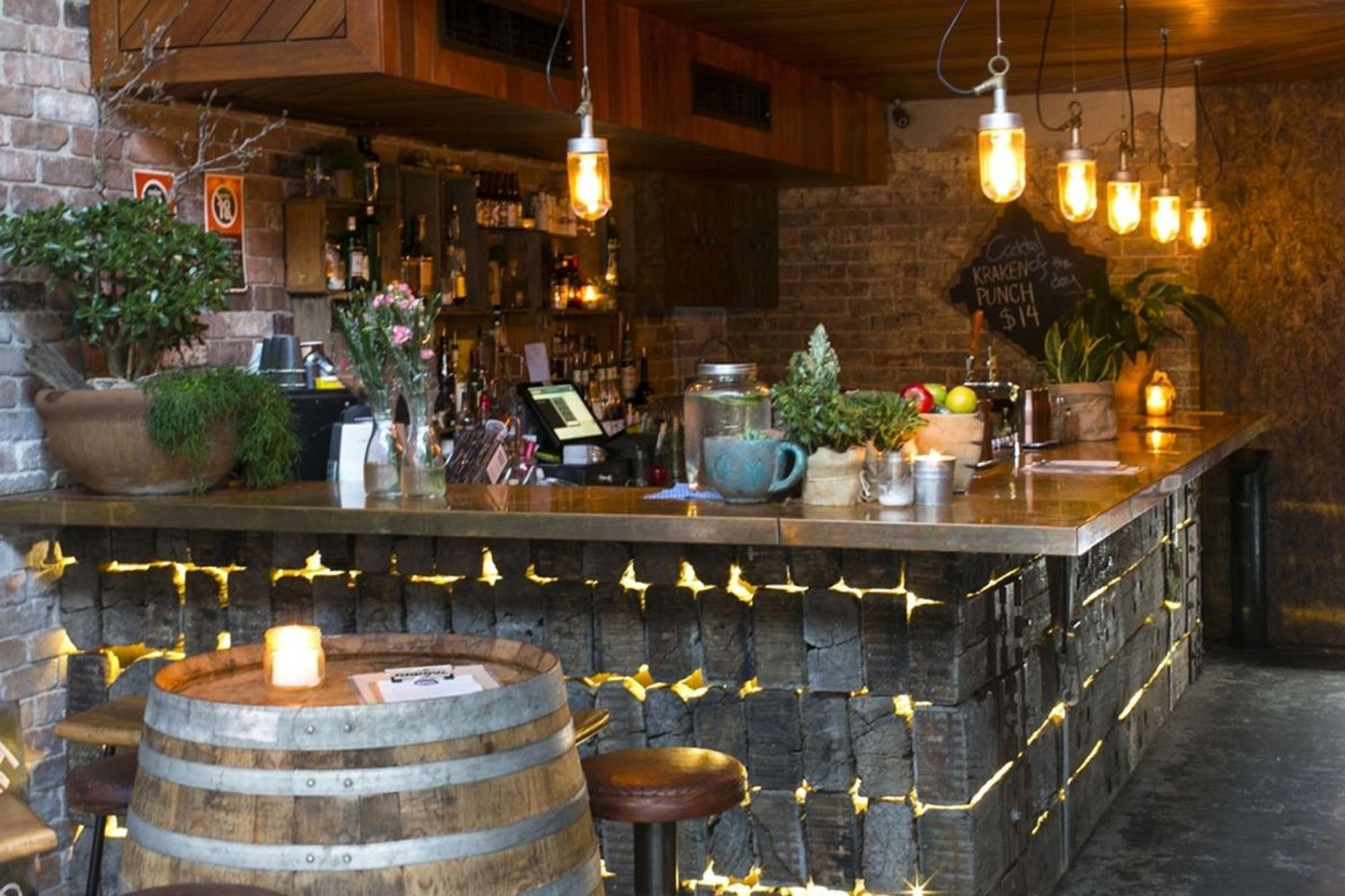 Donny's Bar