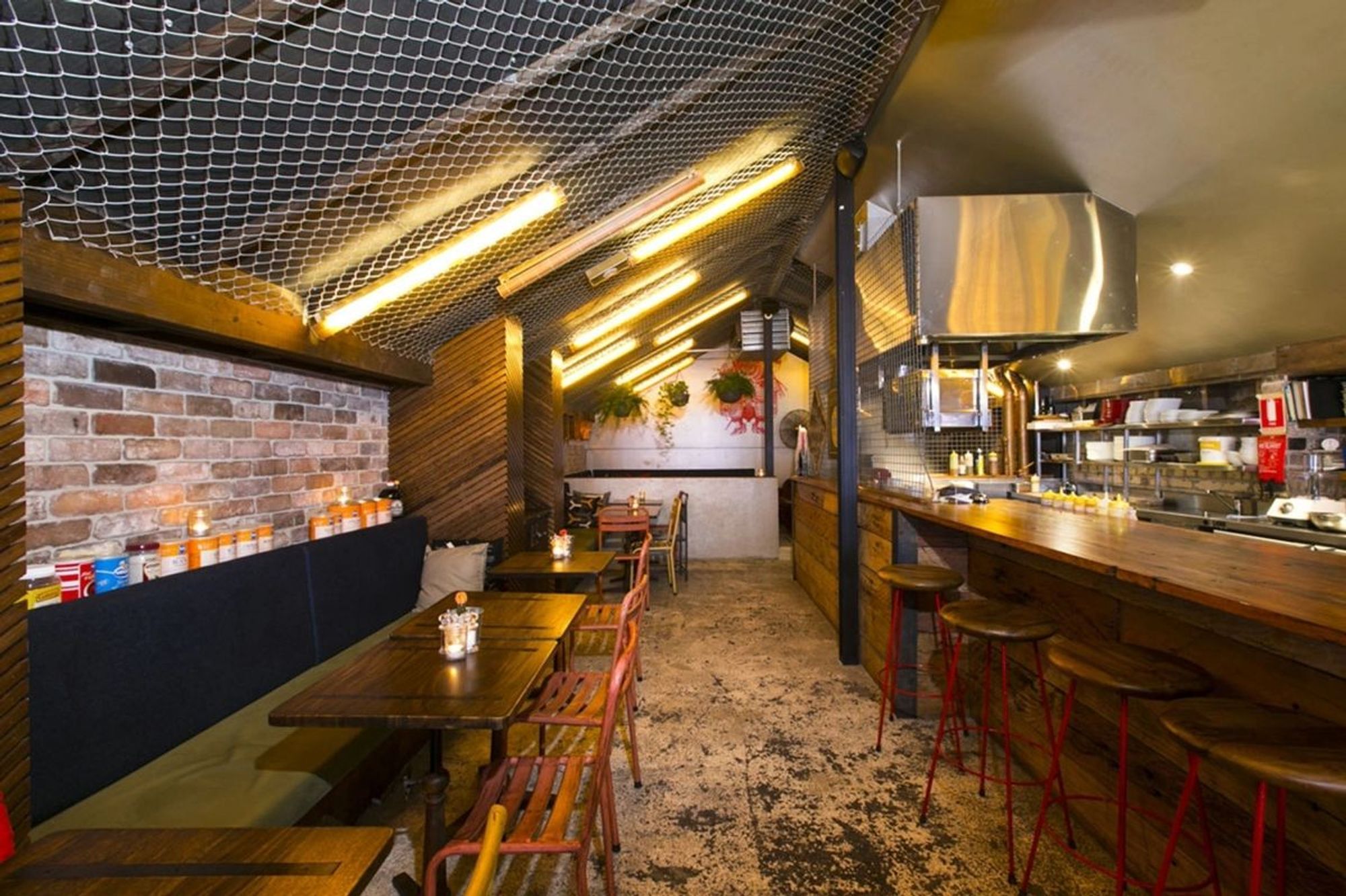 Donny's Bar