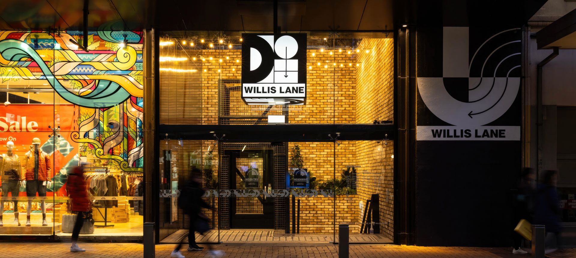 Willis Lane banner