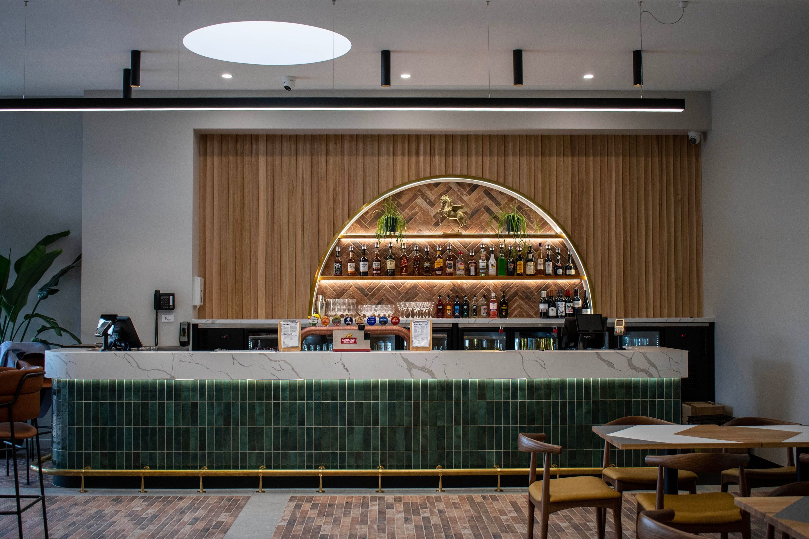 Antico-Casale-Cotto-brick-tiles-bar-feature-flooring-Ballartat-Trotting-Club-v3.jpg