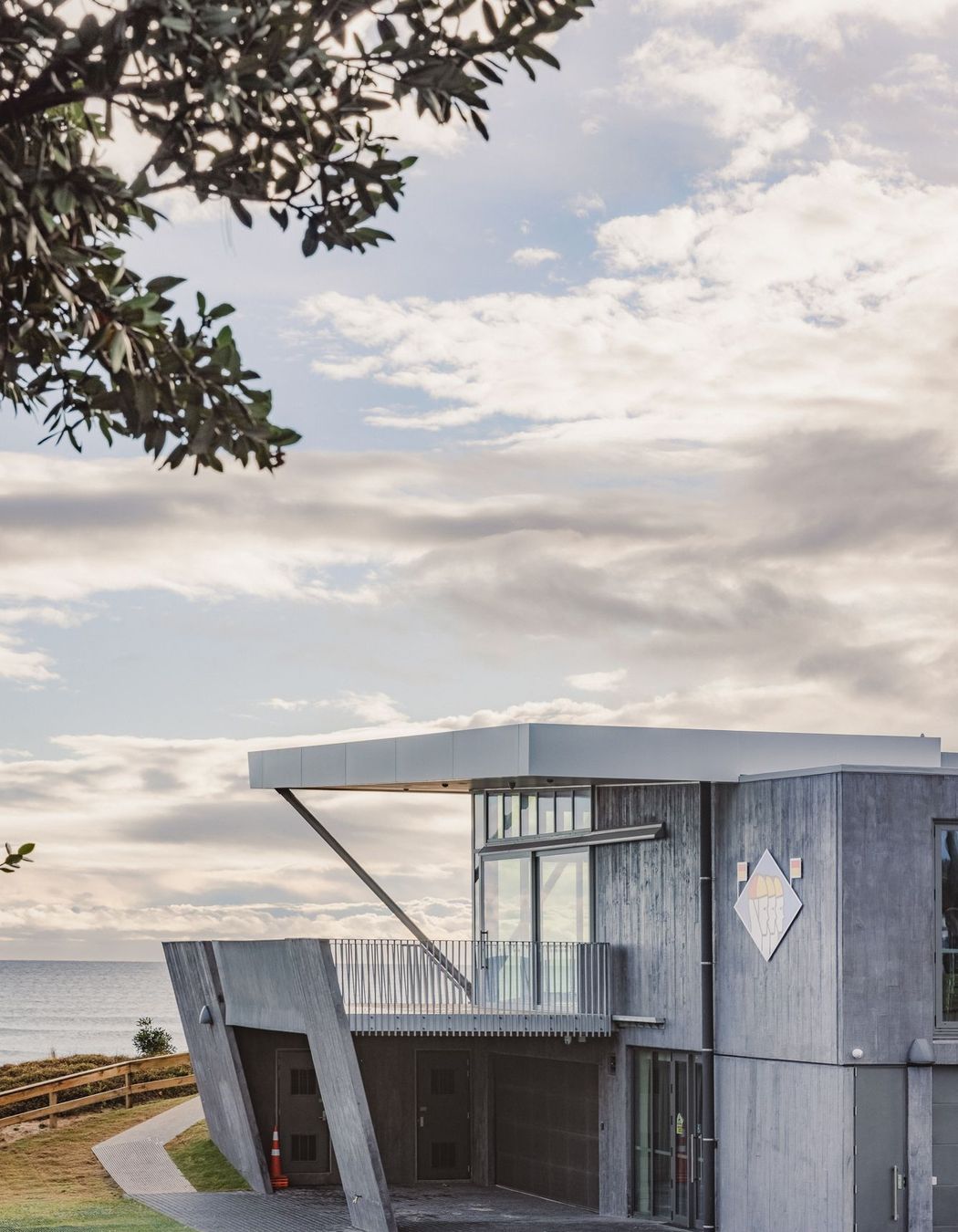 Rusticated concrete tilt panels were used for the exterior, offering a distinct aesthetic.