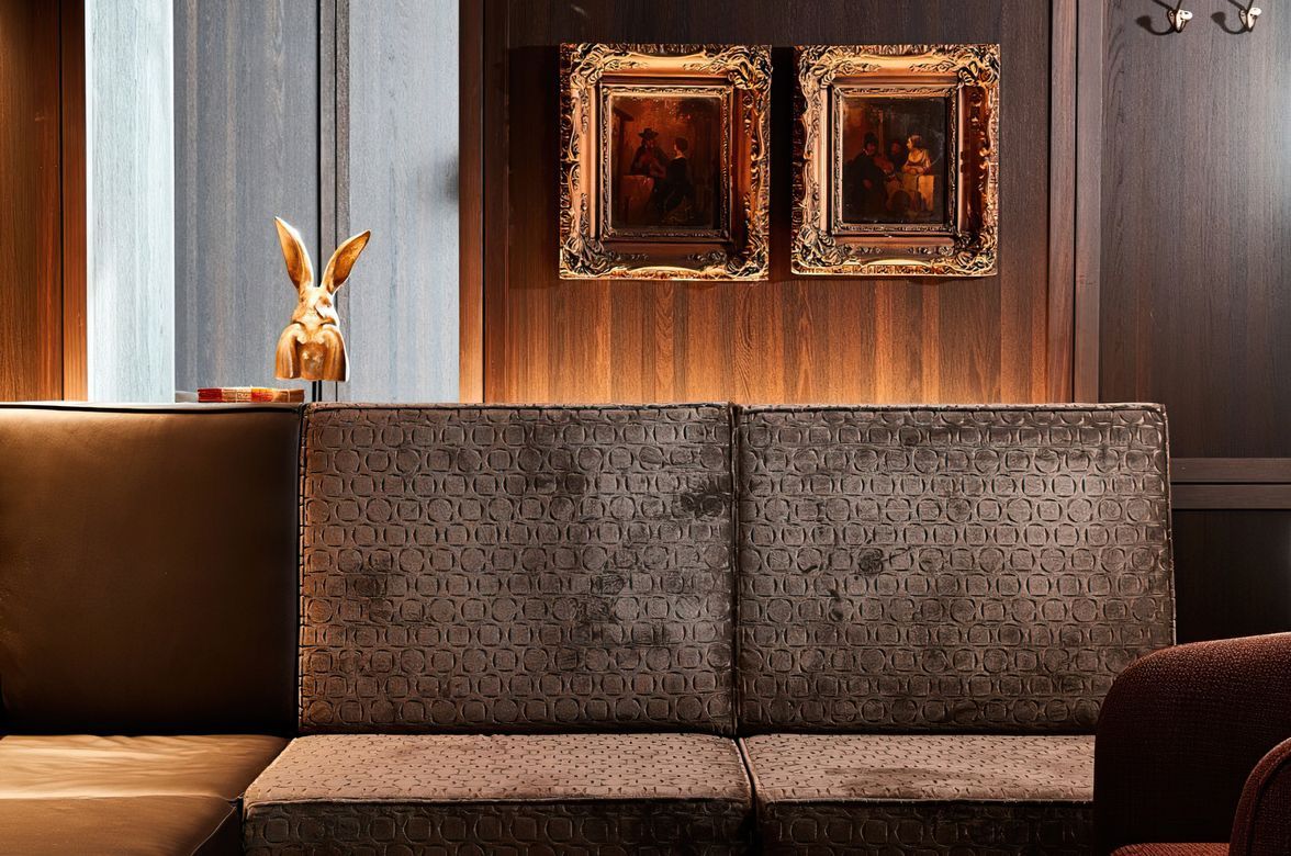 Bulldogs and Cocktails