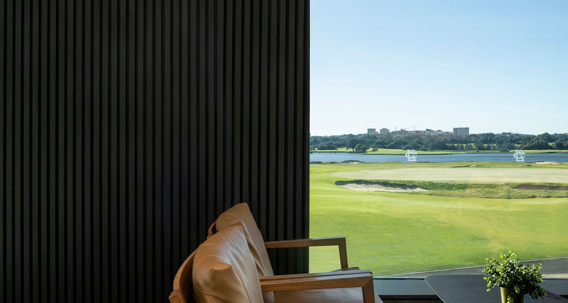 The Lakes Golf Club banner