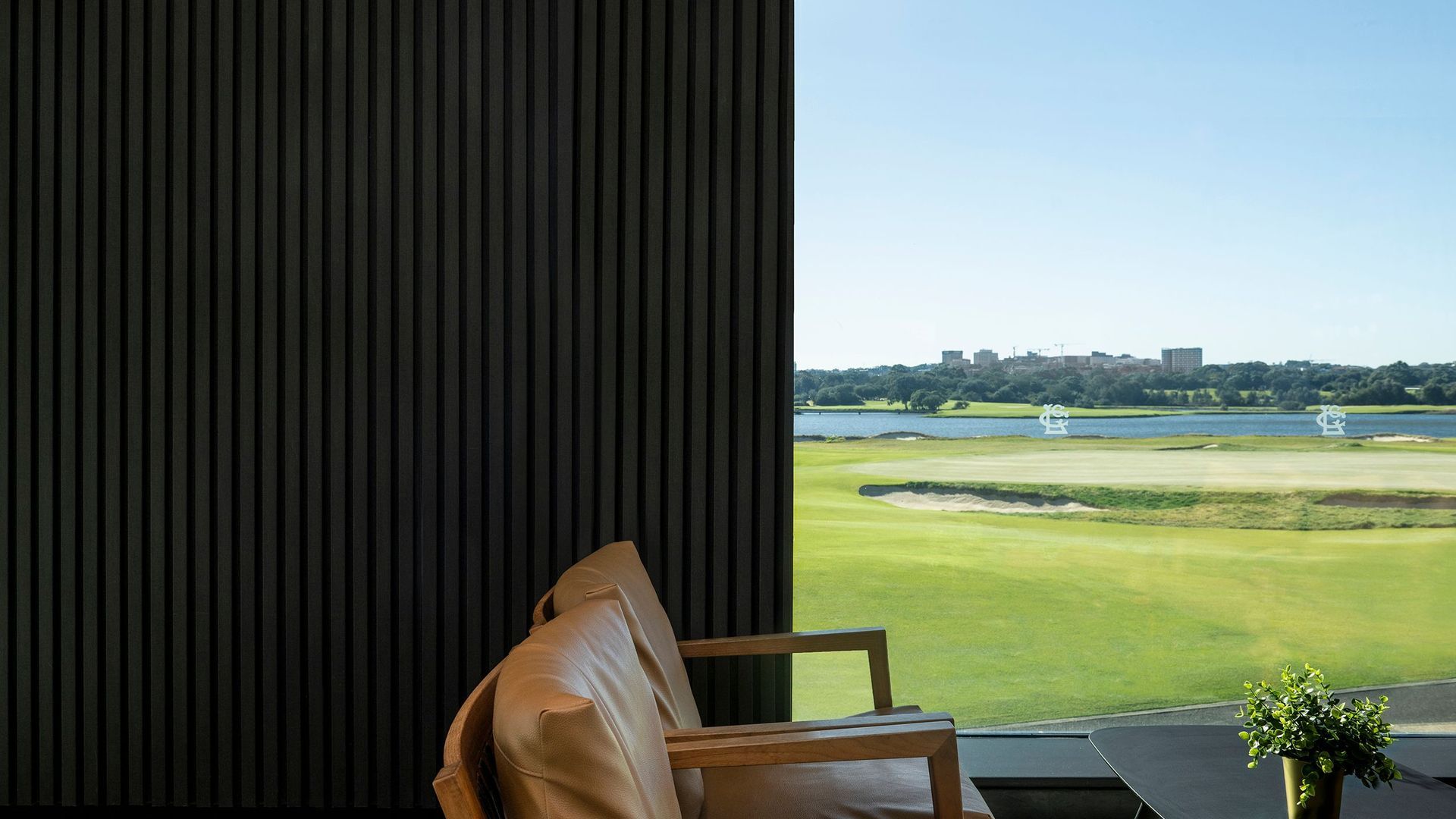 The Lakes Golf Club banner