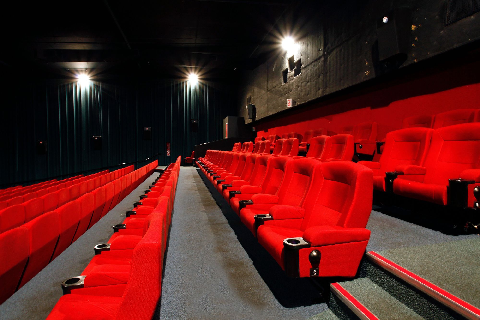 Hoyts EntX