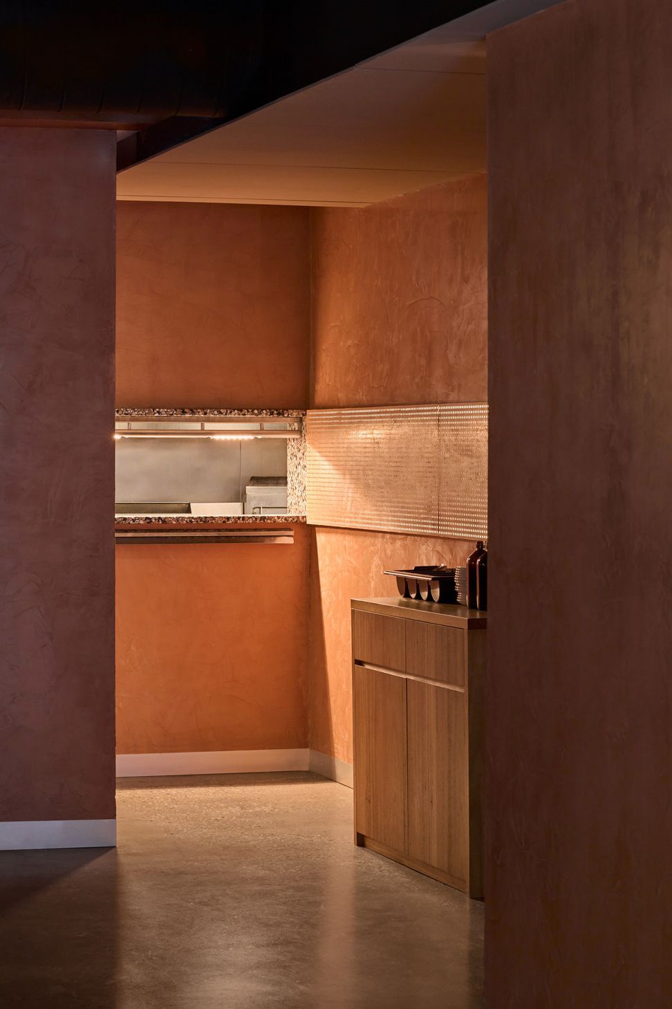 09KITCHEN-SERVICE-NOOK-DETAIL-2-177.jpg