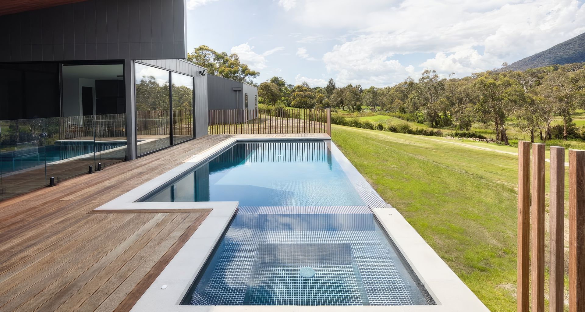 Fine Art Pools banner