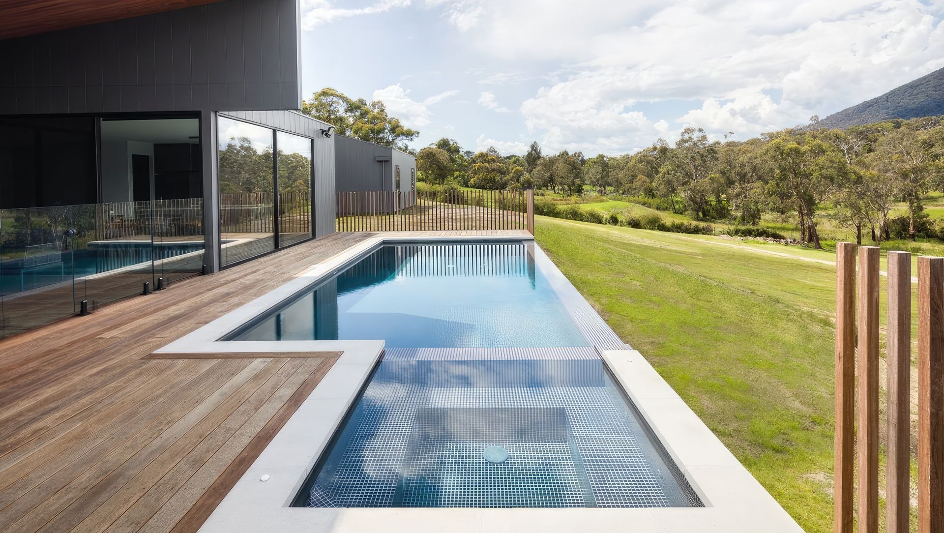 Fine Art Pools banner
