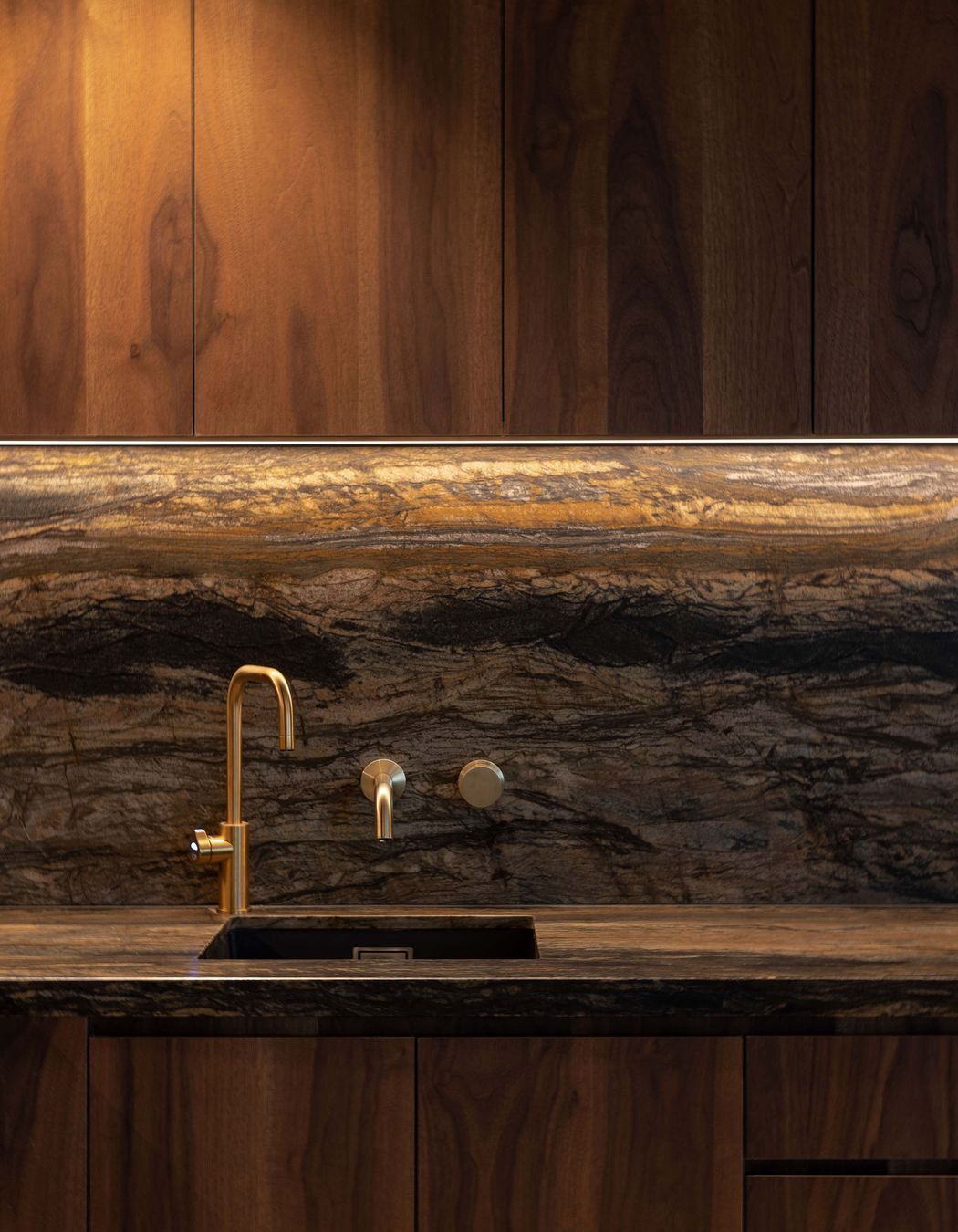 110 Custom Street West Office