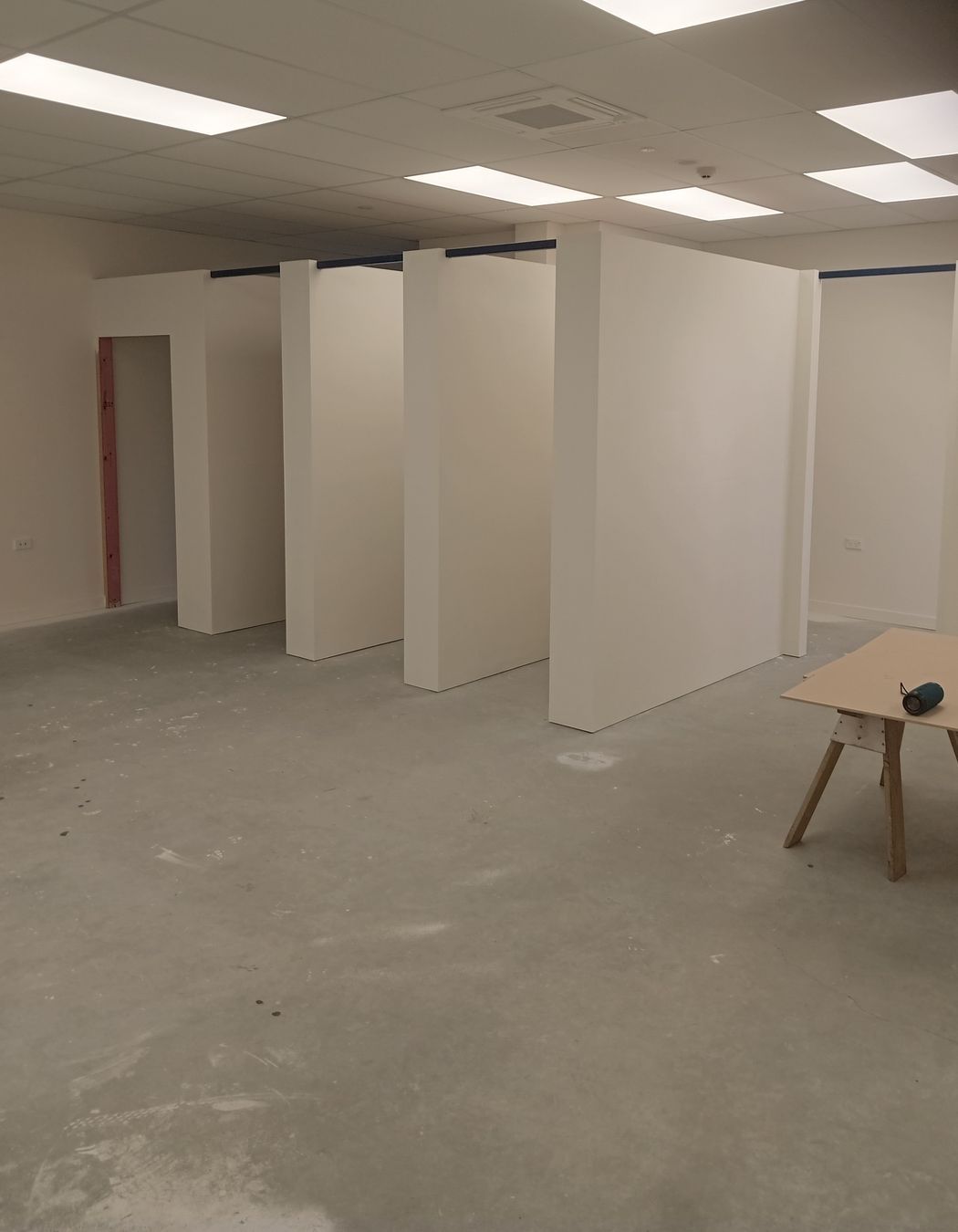 12-42-Thames-St-Oamaru-Caroline-Eve-Painting-the-changing-rooms-using-Resene-primer-SpaceCote-Low-Sheen-White-Colour-and-Quarter-Spanish-White-JDBuilders.jpg