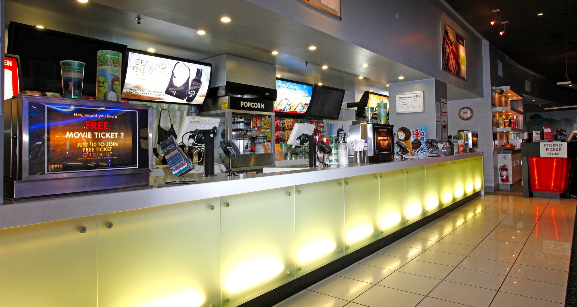 Hoyts EntX banner