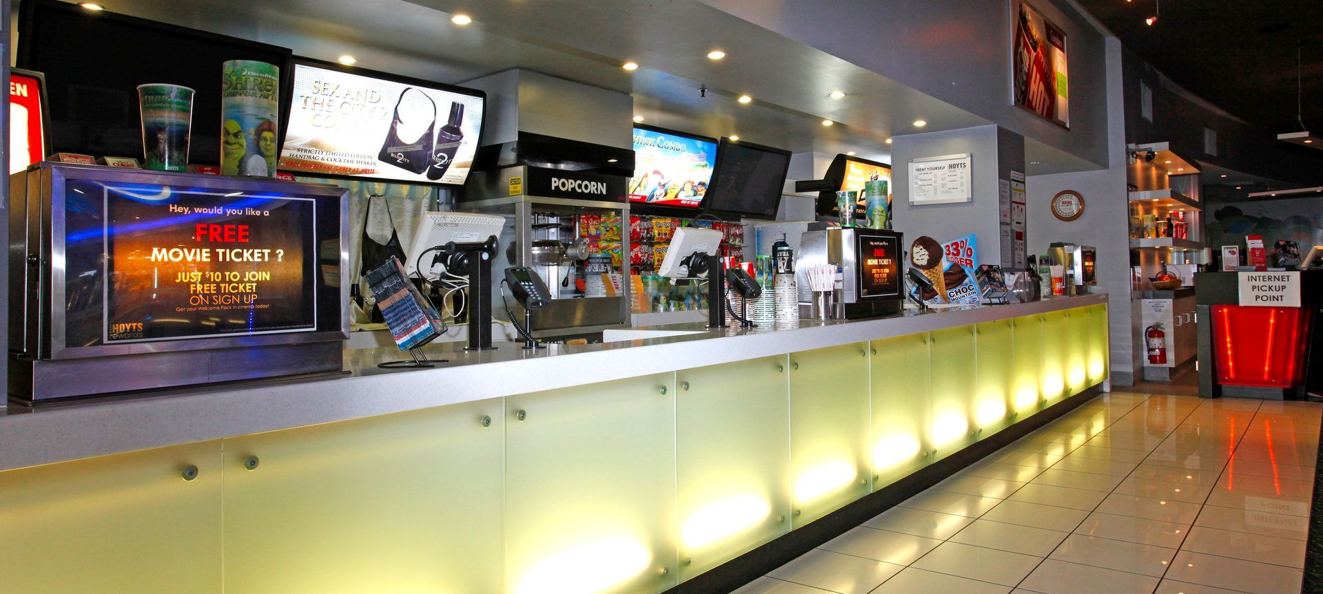 Hoyts EntX banner