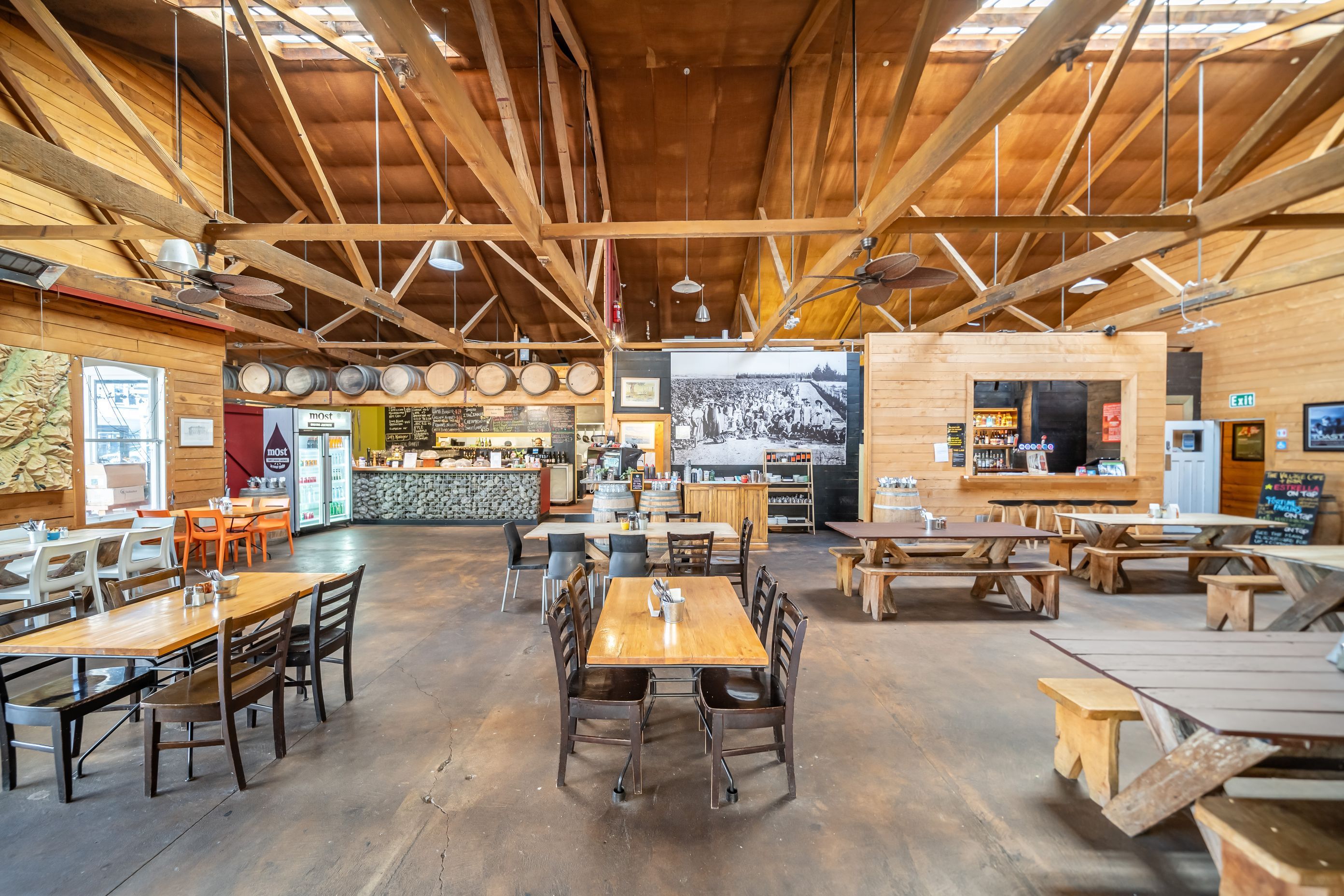 14-Holmes-Construction-Martinborough-Wine-Merchants.JPG