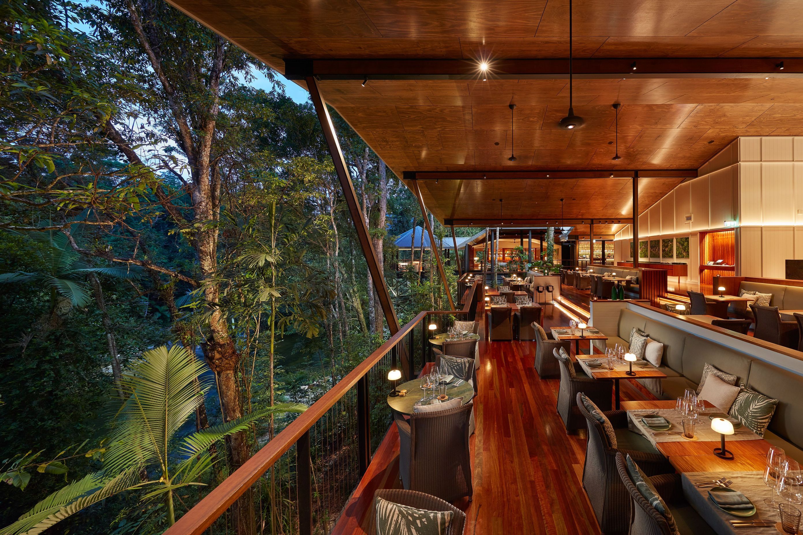 Silky Oaks Lodge