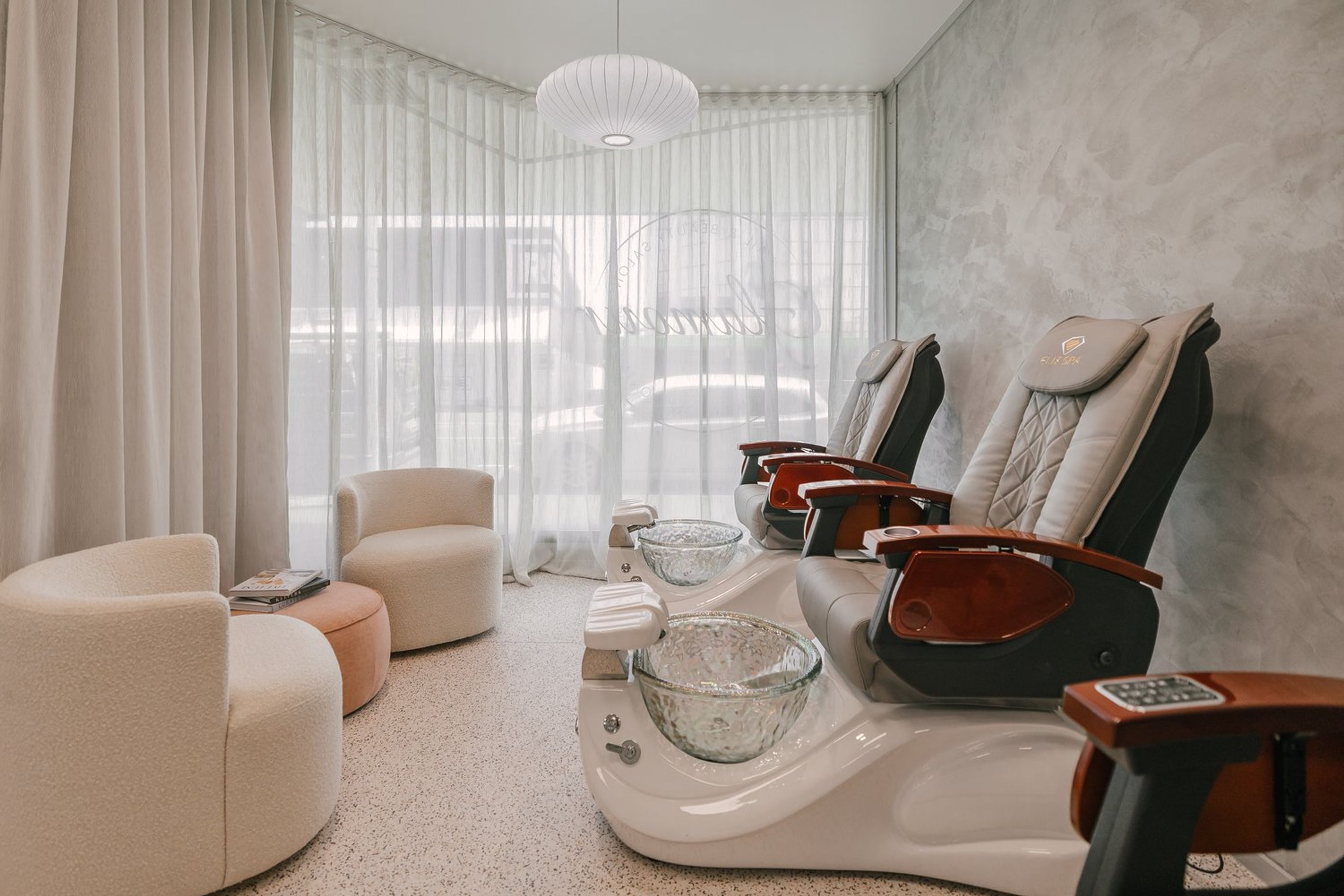 Glamour Nail &amp; Beauty