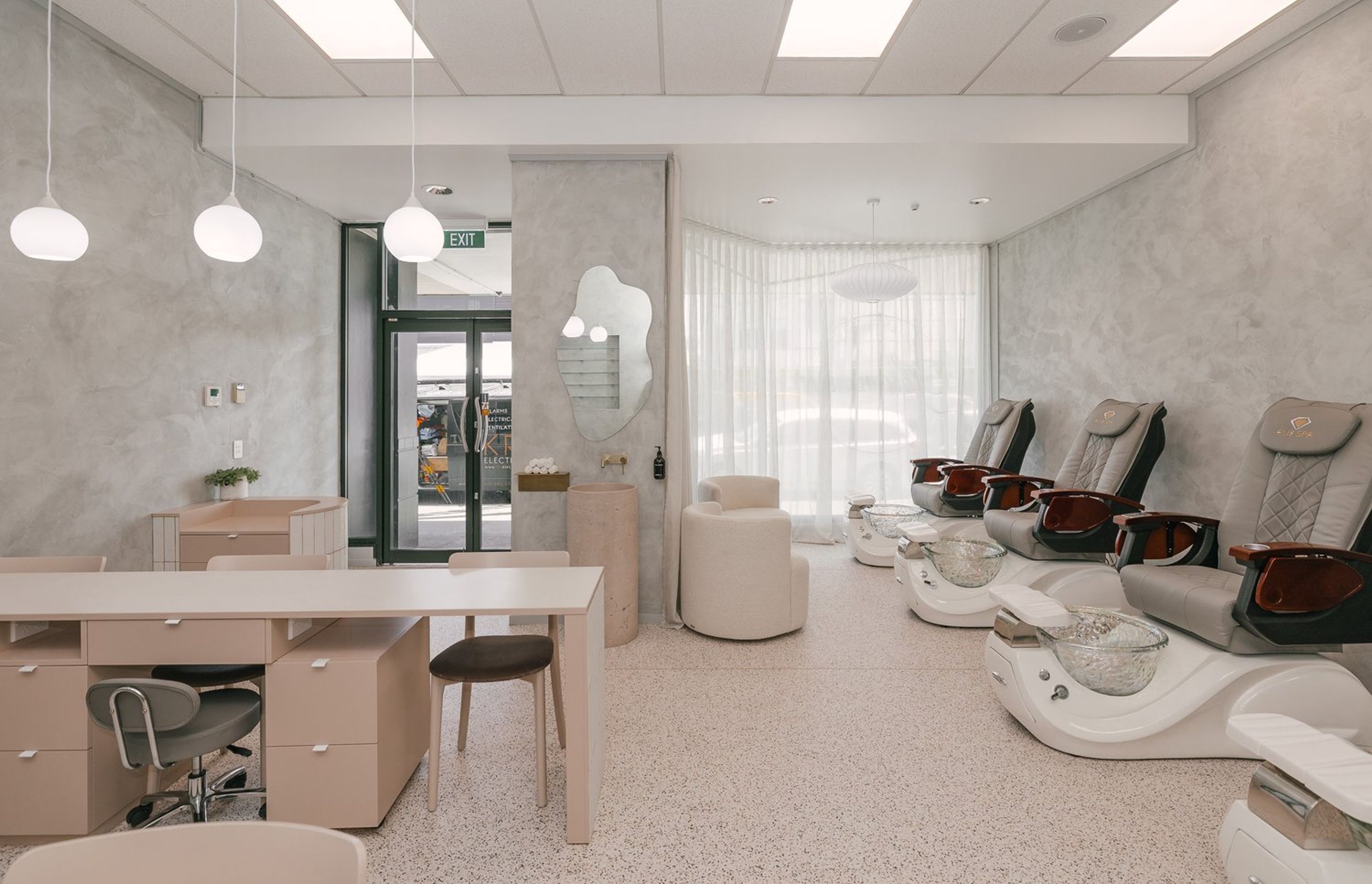 Glamour Nail & Beauty