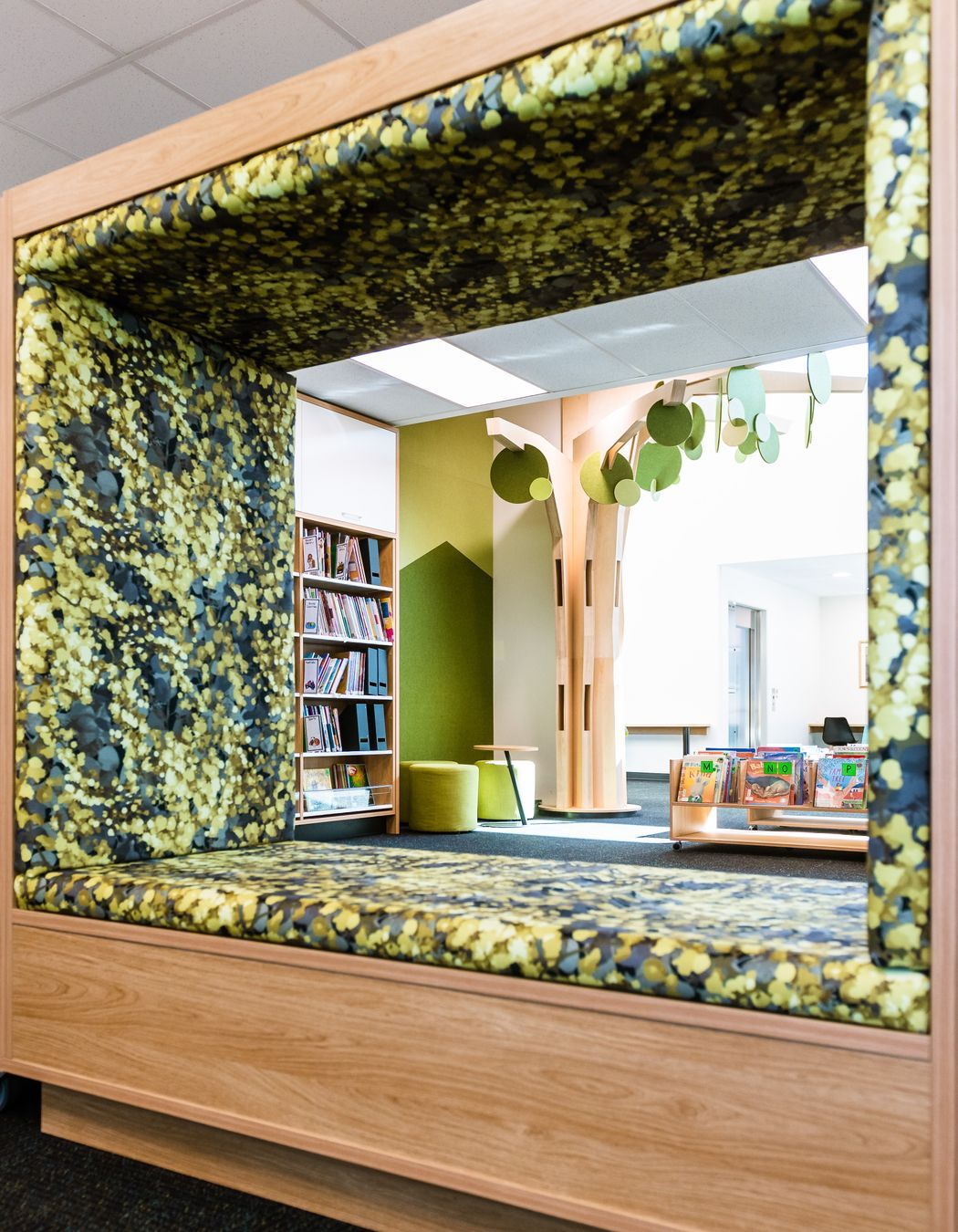 2023-08-09OCCHIOHIDSCS-Paradise-LibraryHIGH-RES-5.jpg