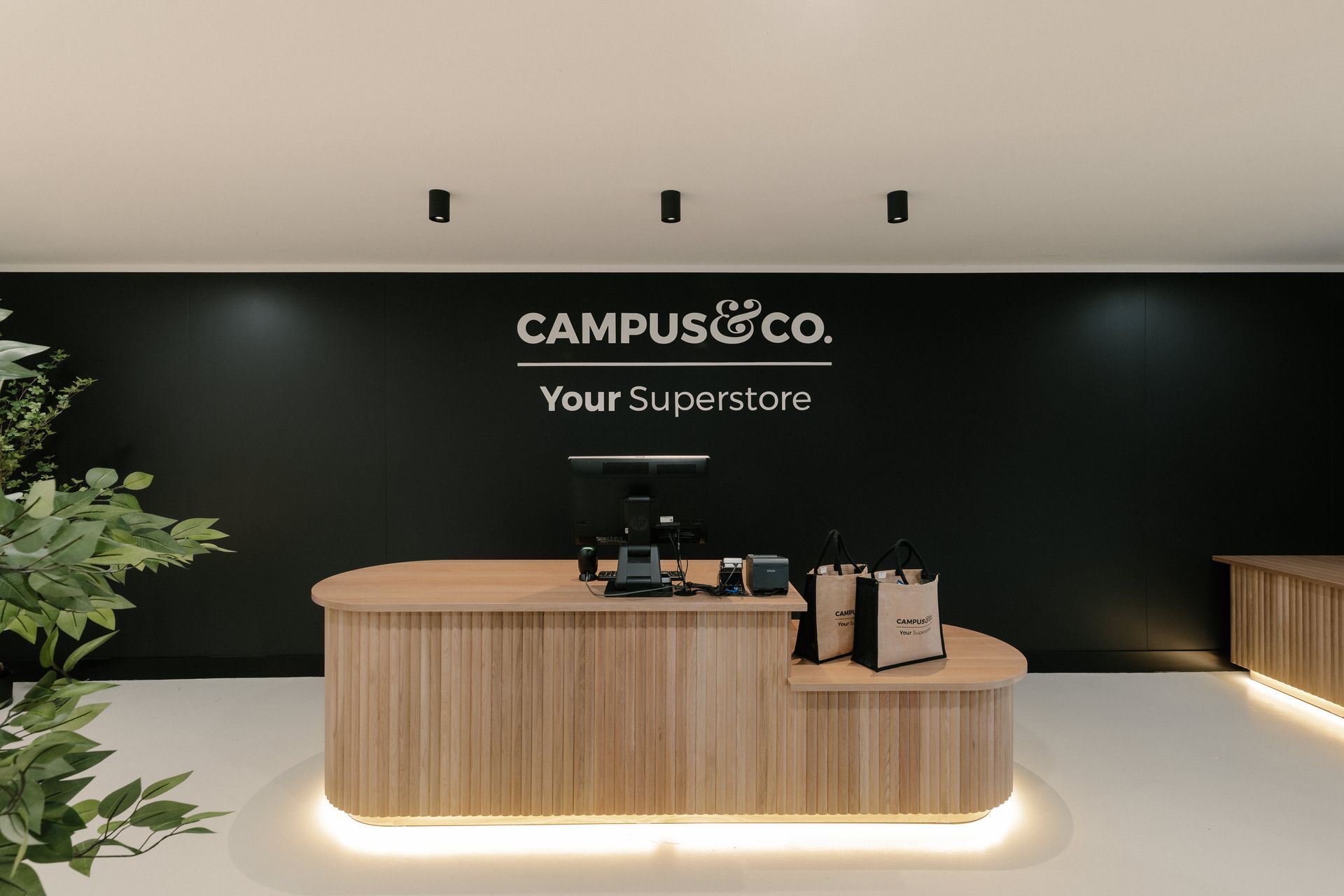 Campus &amp; Co
