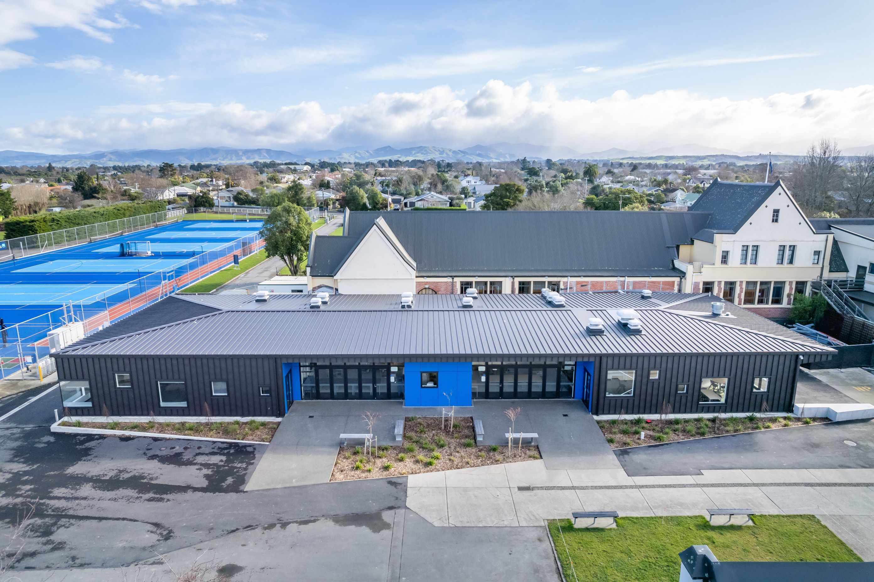26-Holmes-Wairarapa-College.jpg