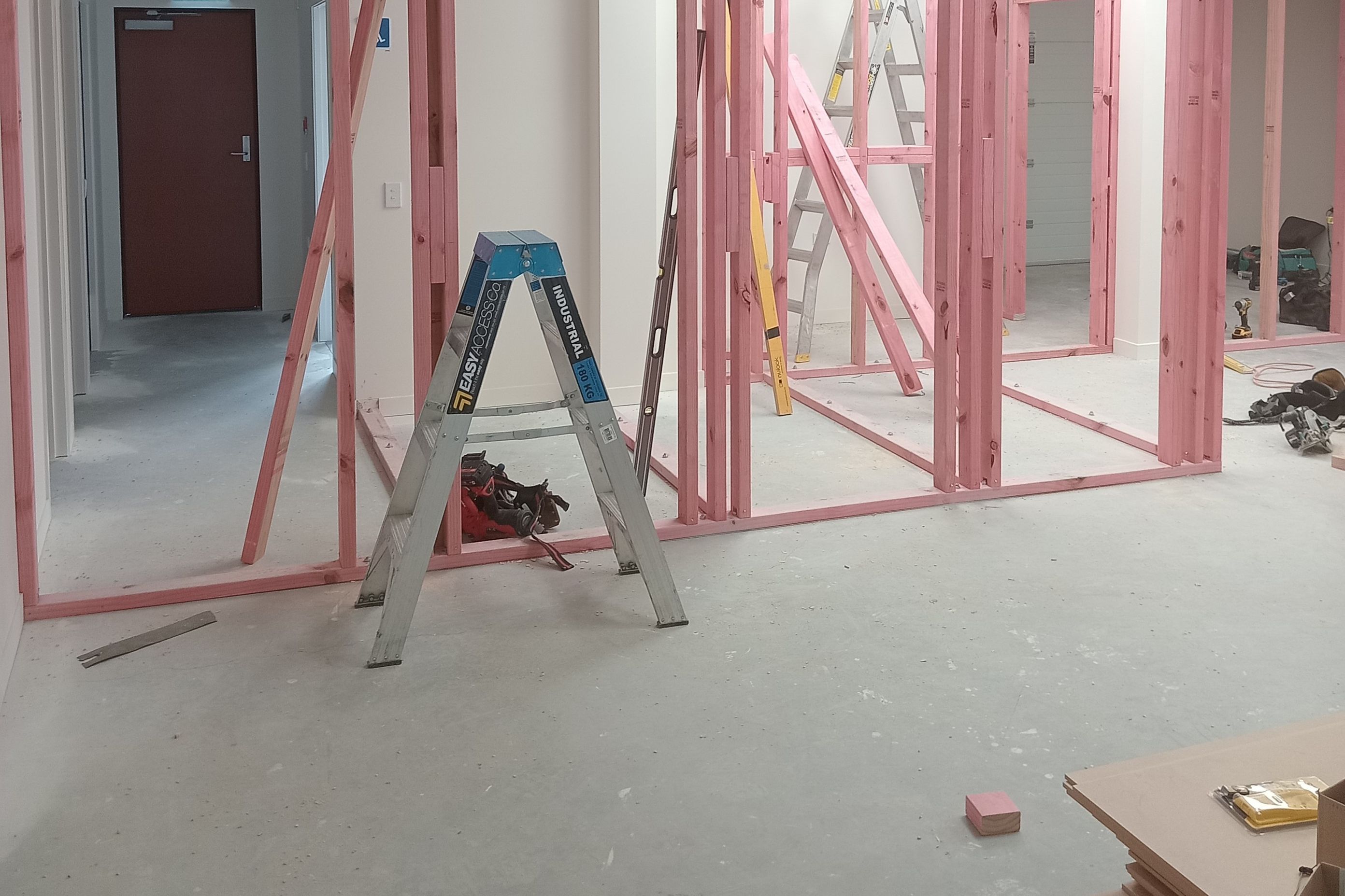 5-42-Thames-St-Oamaru-Caroline-Eve-framing-for-new-changing-rooms-in-the-retail-space-JDBuilders-.jpg