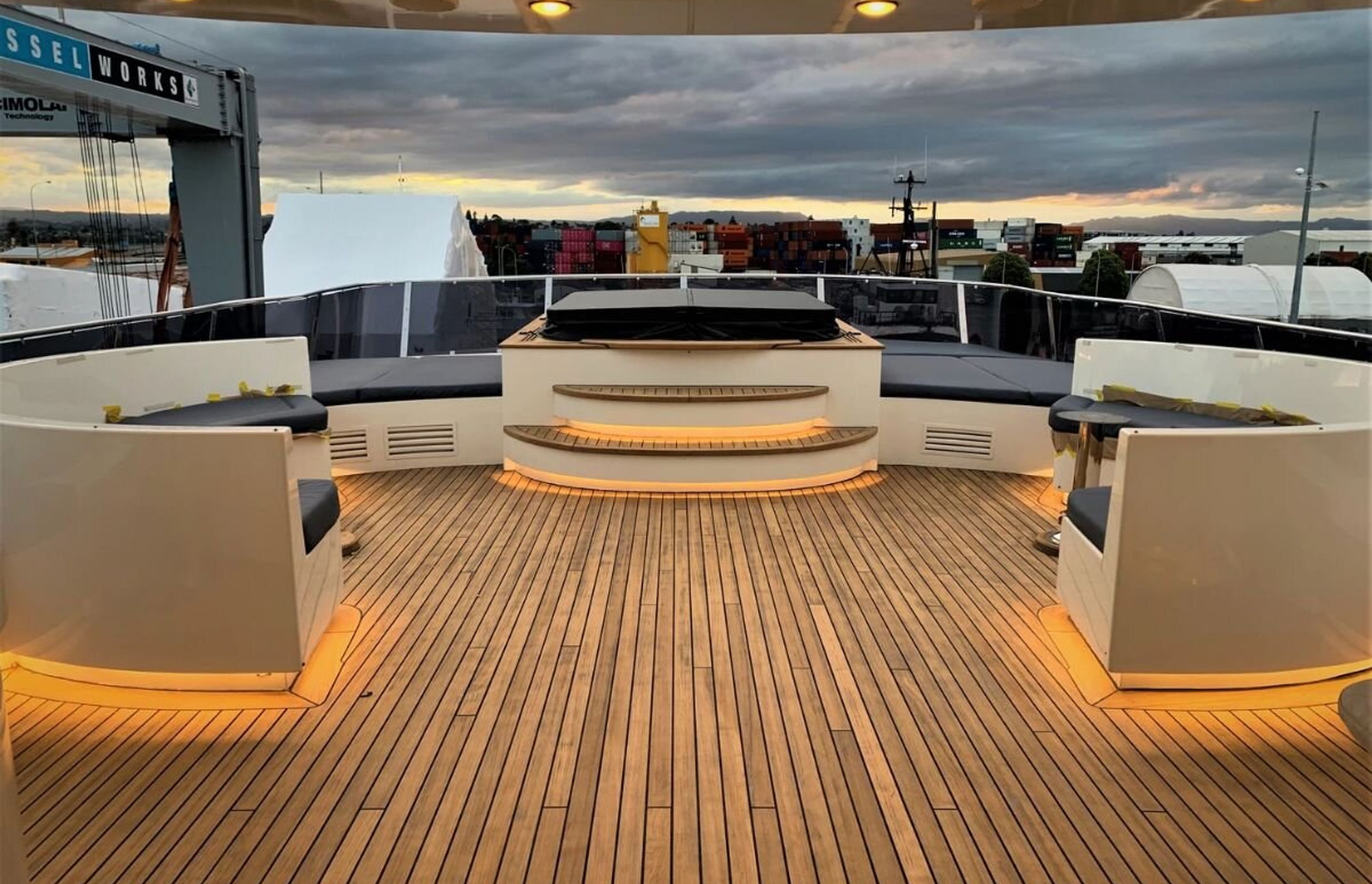 Super Yacht Acrylic Boat Windows