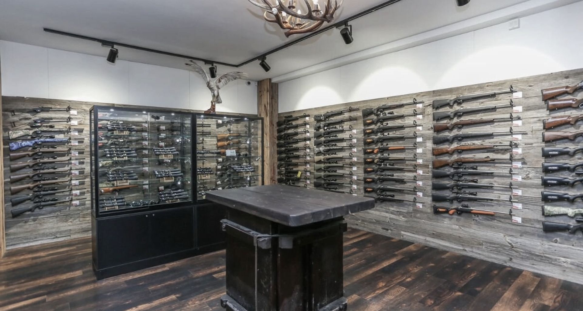 Hunting and Fishing Gisborne Gun Cabinets banner