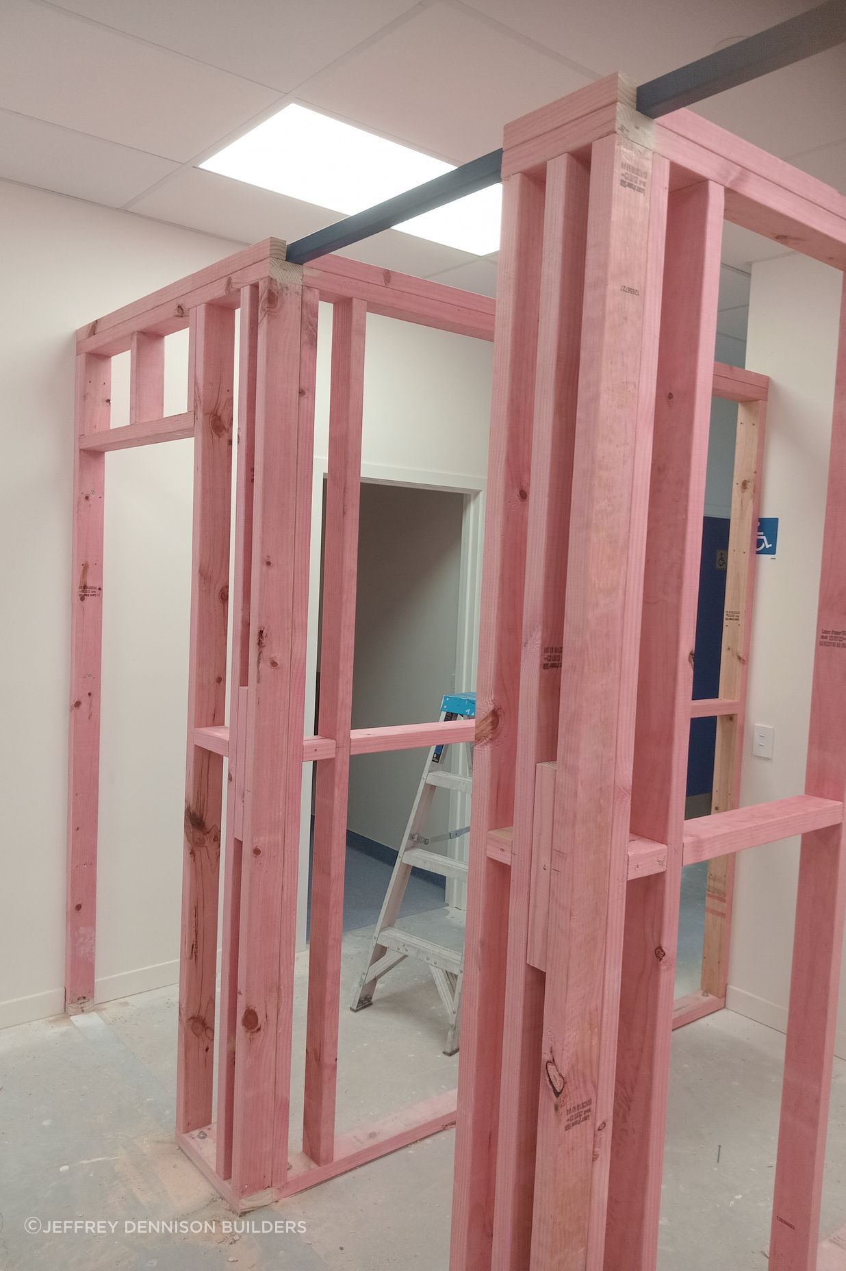 9-42-Thames-St-Oamaru-Caroline-Eve-close-up-of-the-newly-completed-framing-and-steel-support-bar-for-the-changing-rooms-JDBuilders.jpg