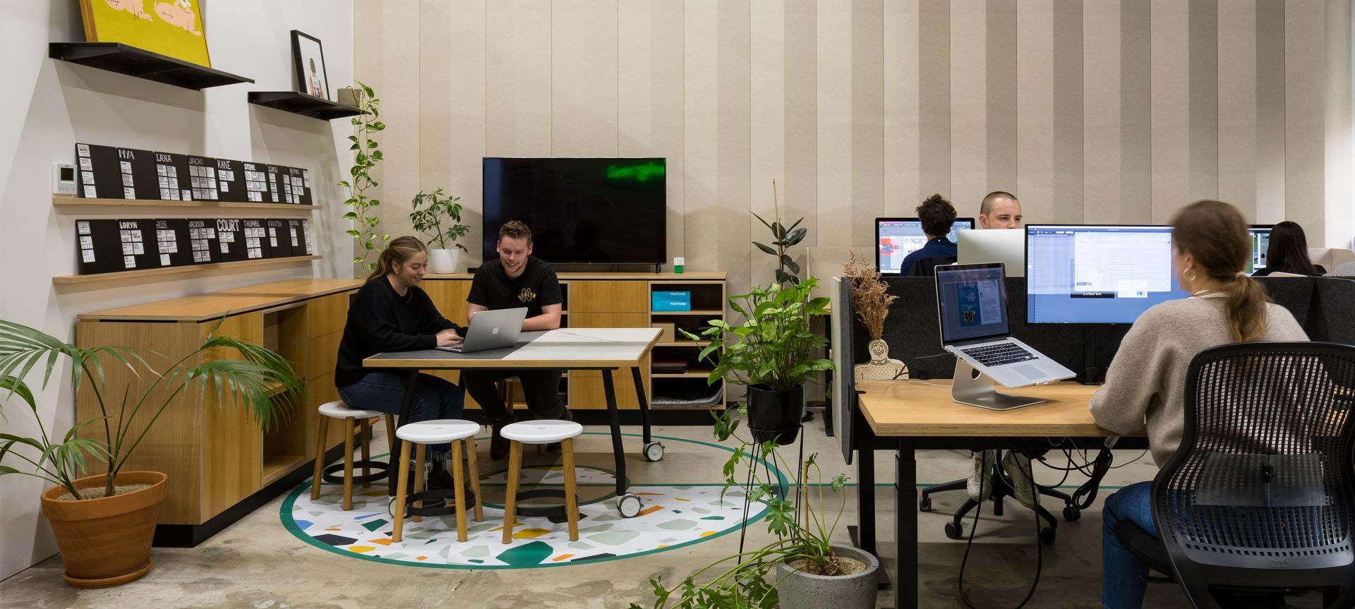 Project spotlight: Designwell - elegant creativity banner