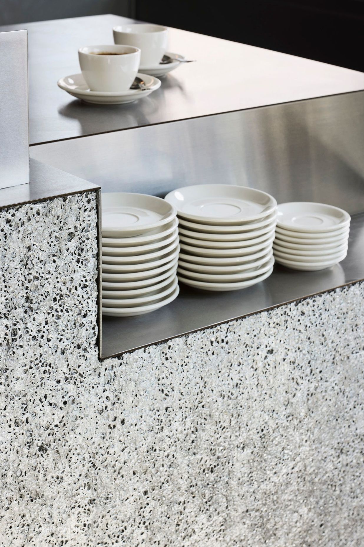 ALUSION-panel-baker-bleu-Cremorne.jpg