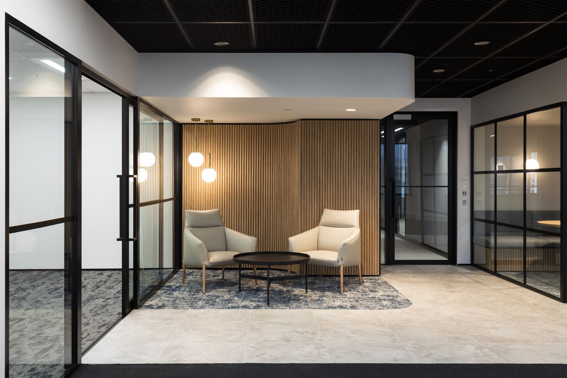 AON Tower - Speculative Suites