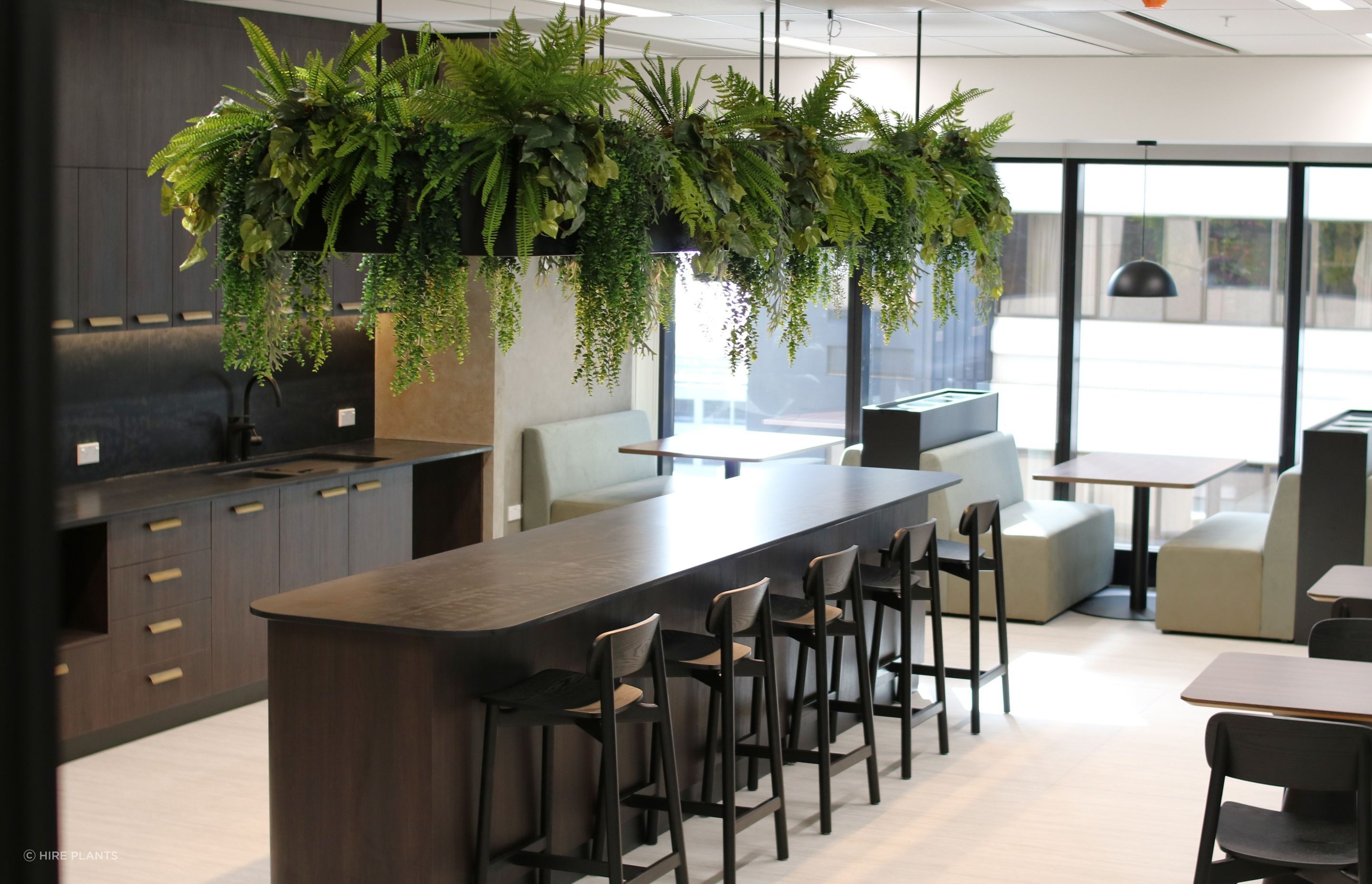 ART3-ART5-artificial-trailing-installation-Edge-Interiors-0625-5.JPG