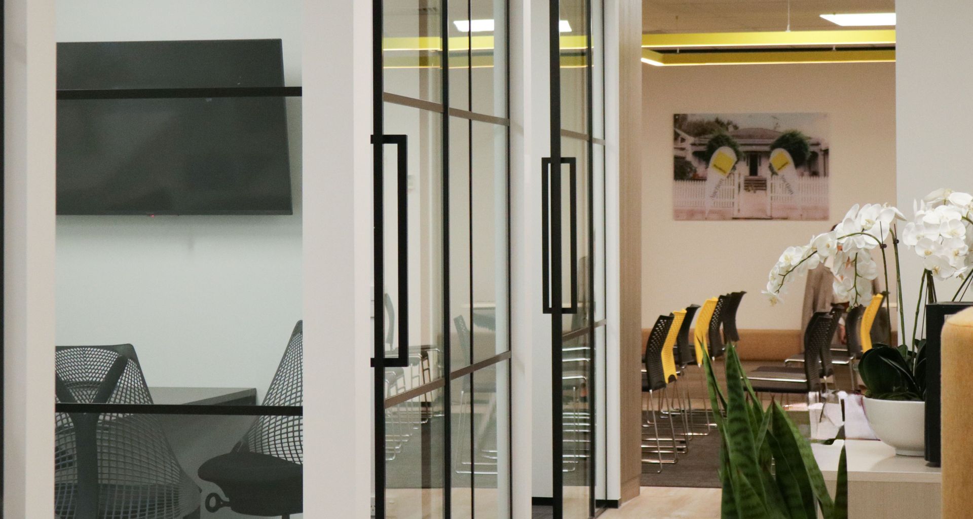 Ray White Ellerslie banner