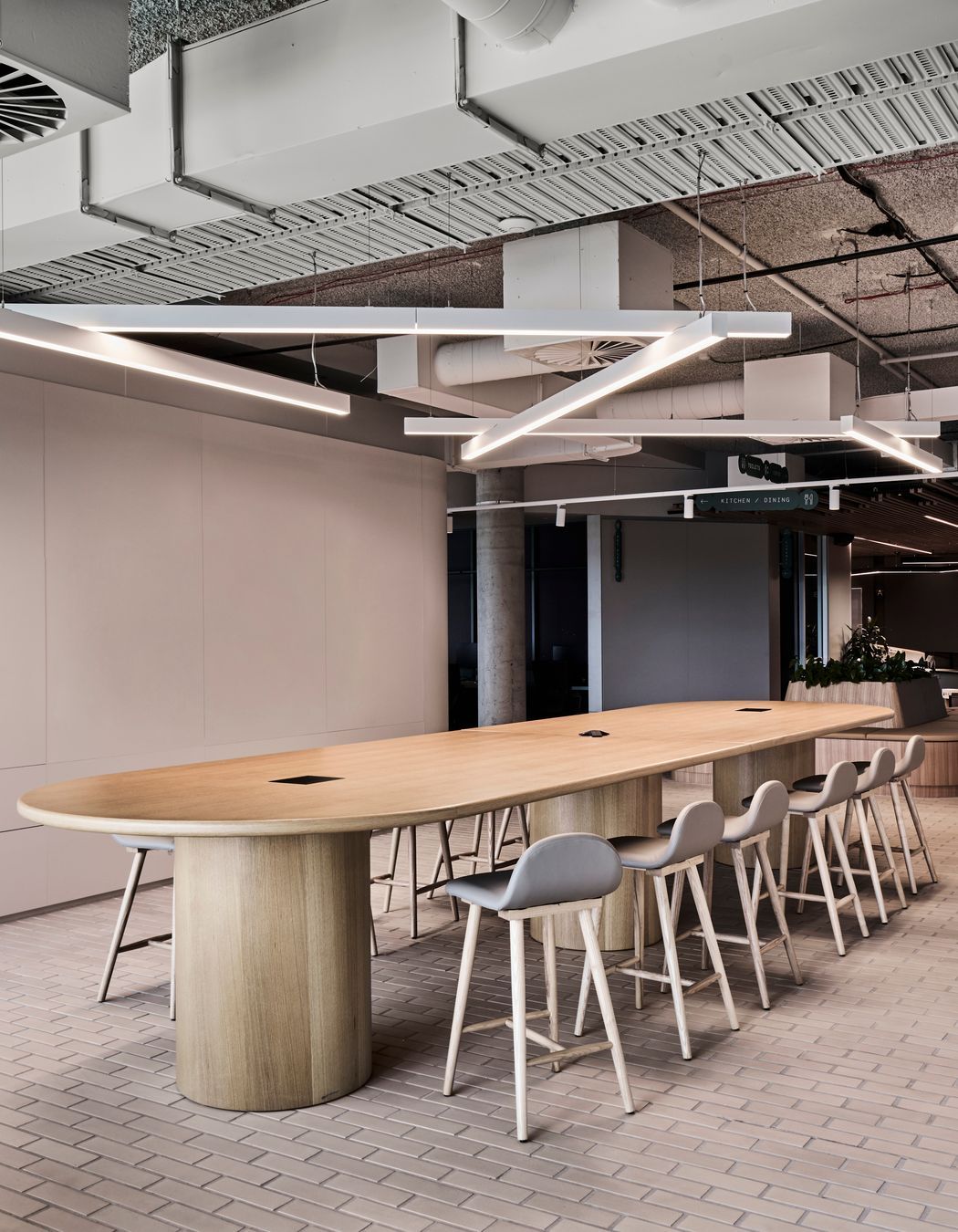Aluminium brick tile paving in the breakout space