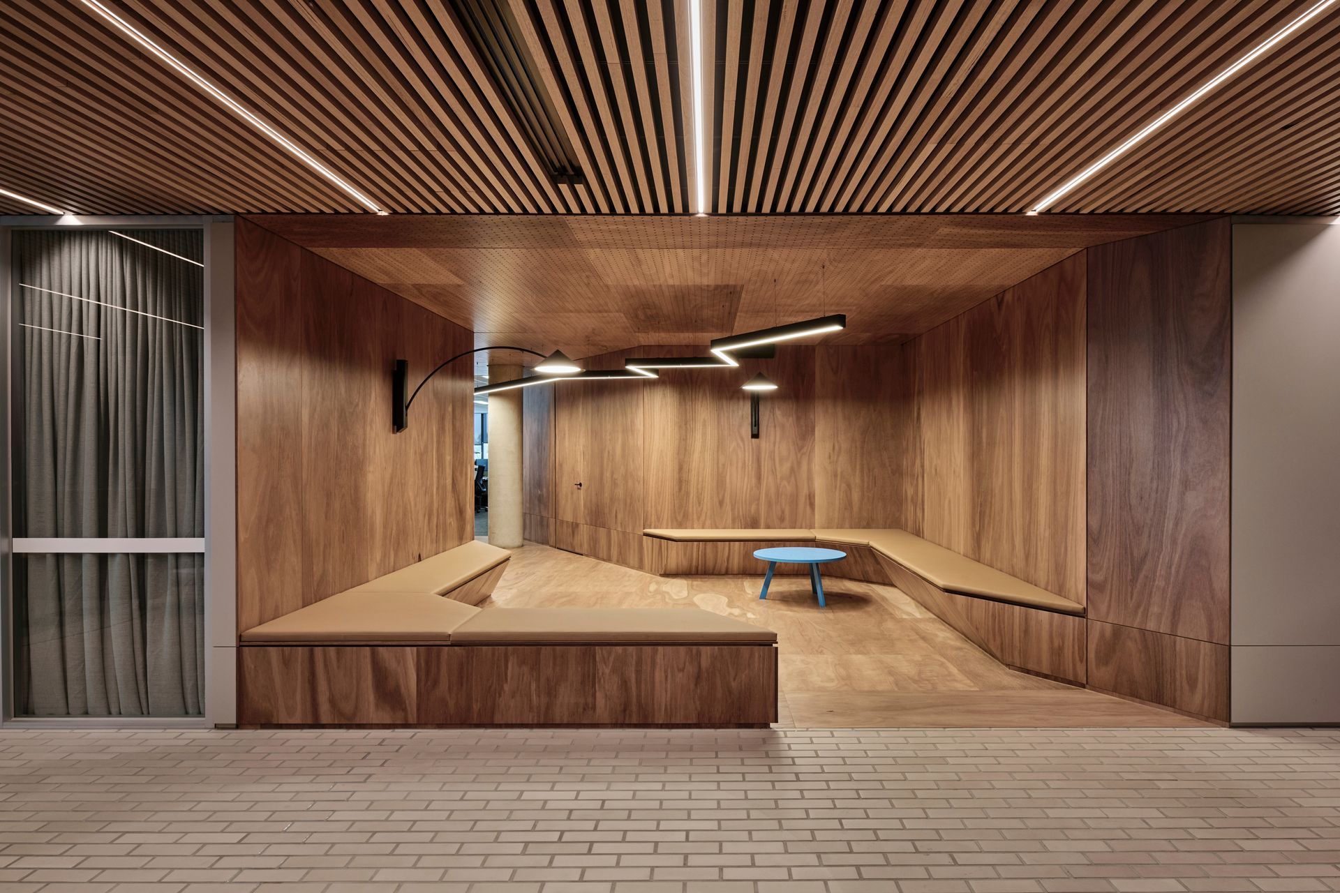 Internal laneways and streets become zones for flexible working spaces