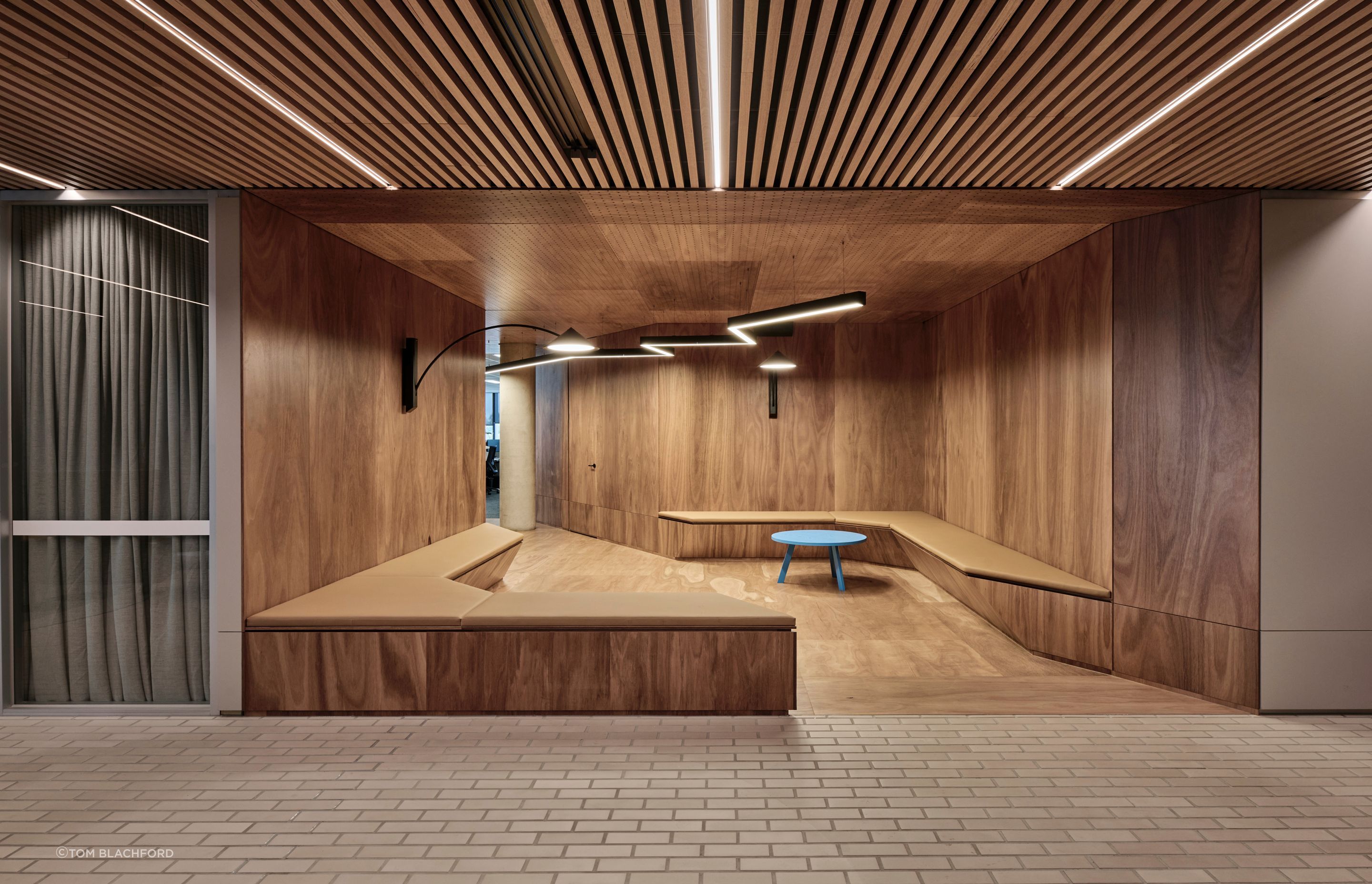 Internal laneways and streets become zones for flexible working spaces