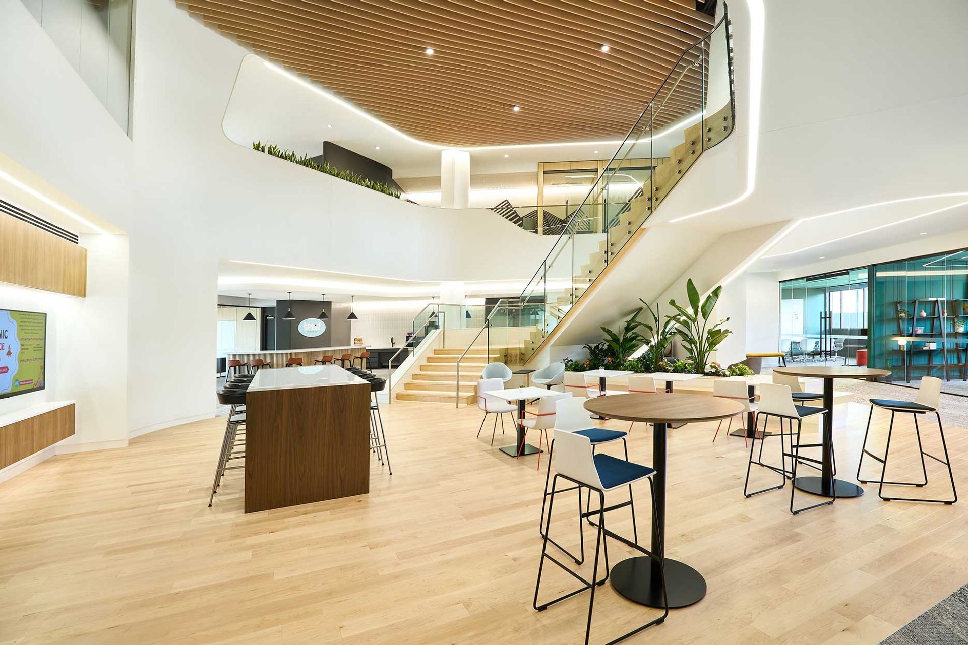 Amway-Treehouse-03.jpg