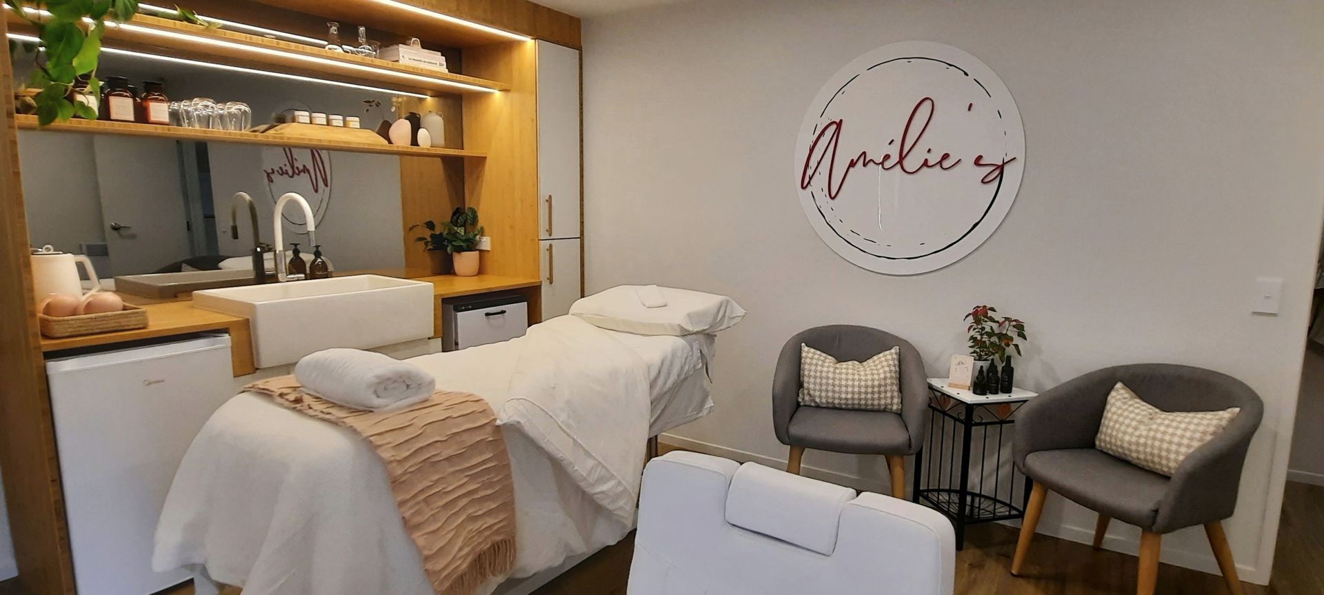 The Cocoon Day Spa banner