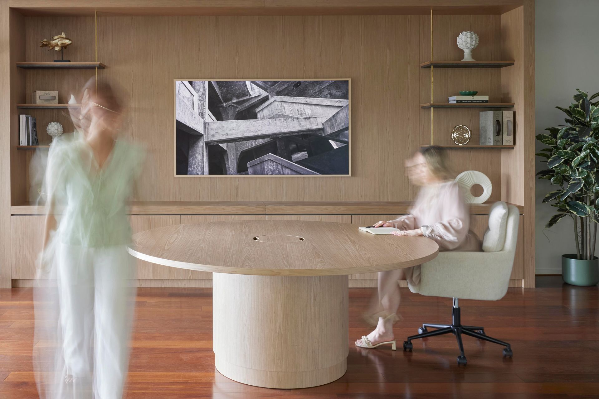 Boardroom005.jpeg